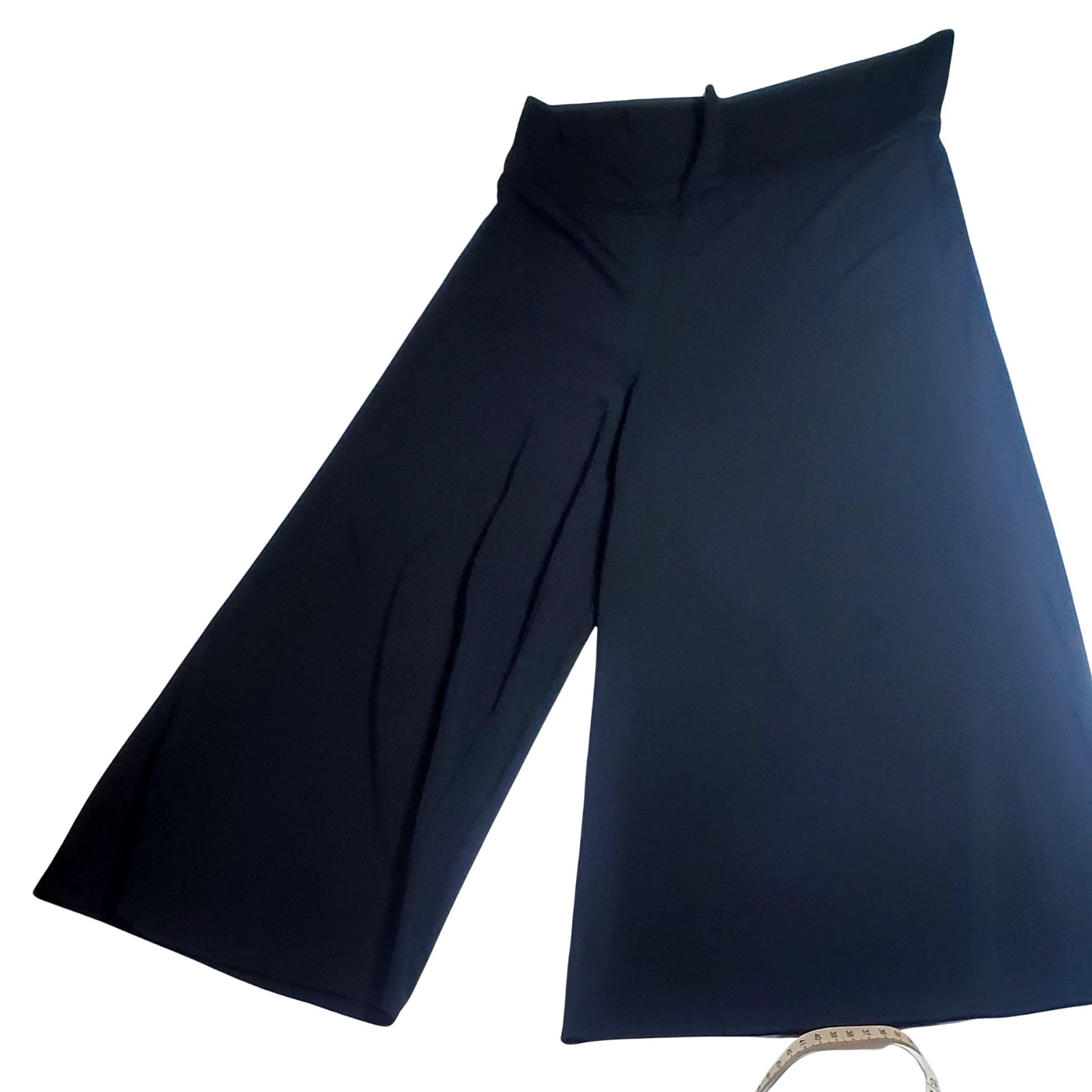 Max Studio Black Wide Leg Crop Pants Size M Pull-On Minimalist Chic Y2K 5709L07M