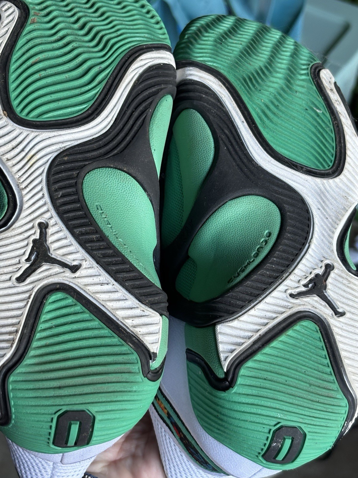 Jordan Zion 3 Kids Basketball Sneaker Low Top Green/White/Black 5Y HF3136-103