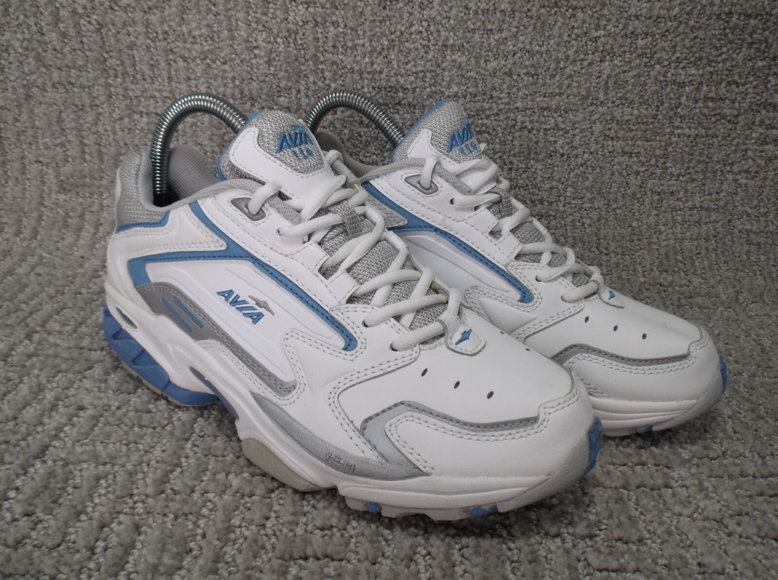 Avia Womens Running Shoes A110M White Blue Low Top Textured Leather Lace Up SZ 8