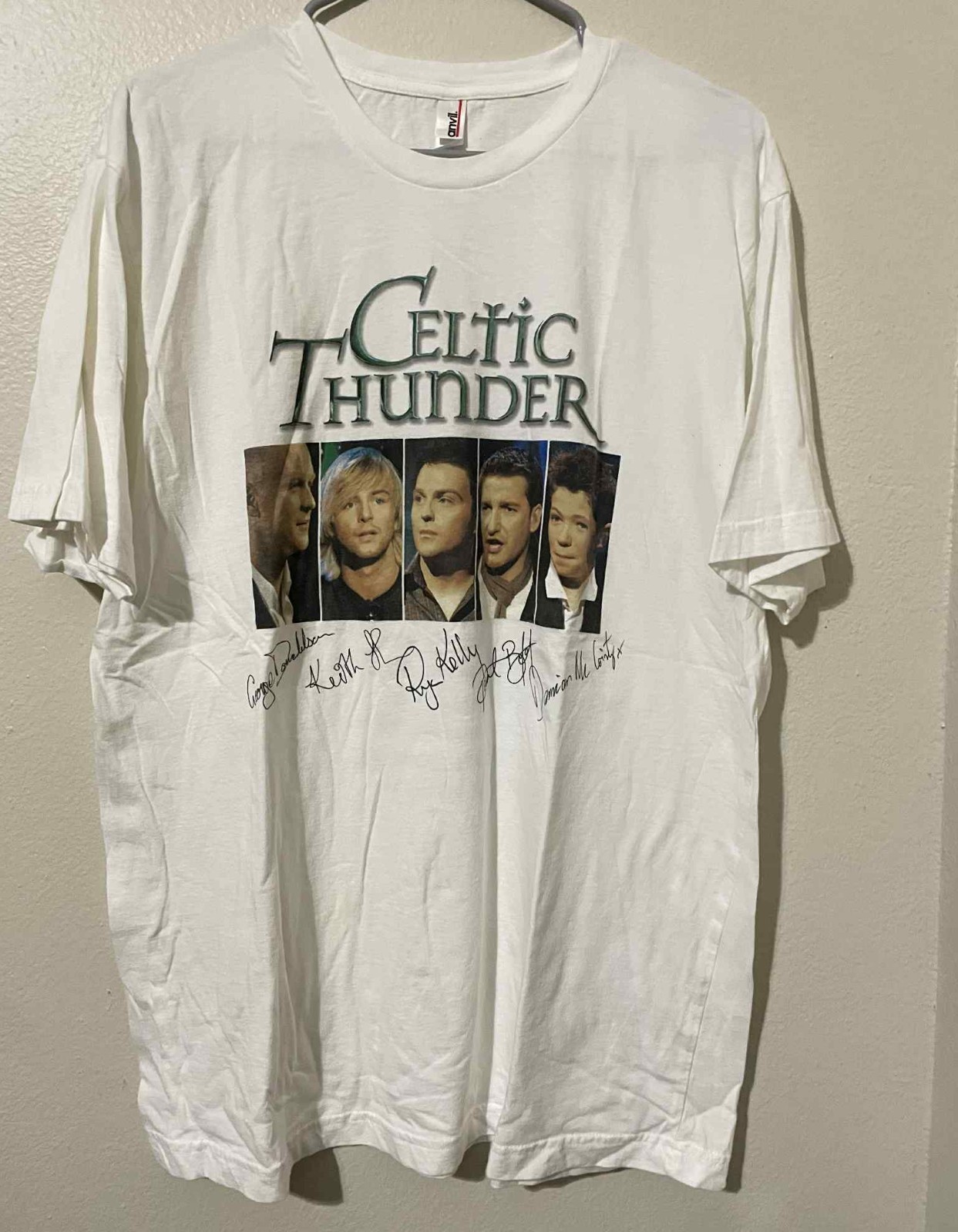 Celtic Thunder 2009 Fall Tour Men’s Tshirt Size XL