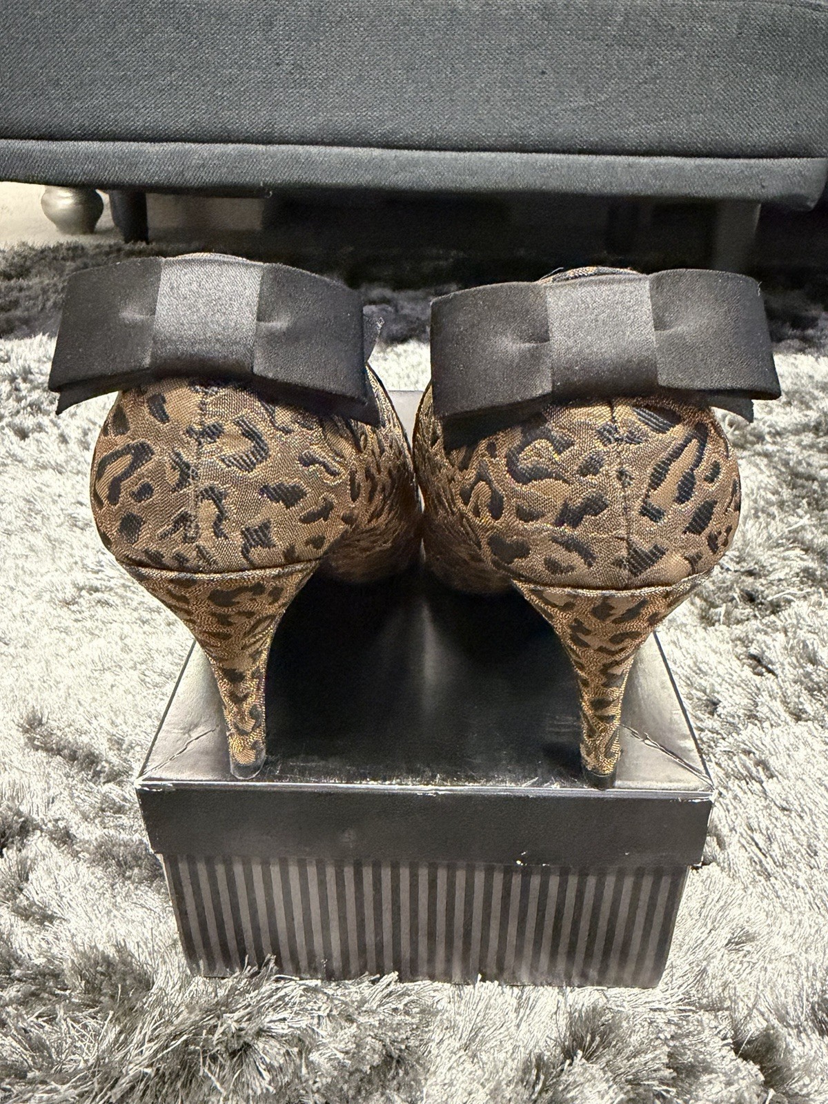 Hollywould for Target Animal Print Leather Peep Toe Bow Pump 8M