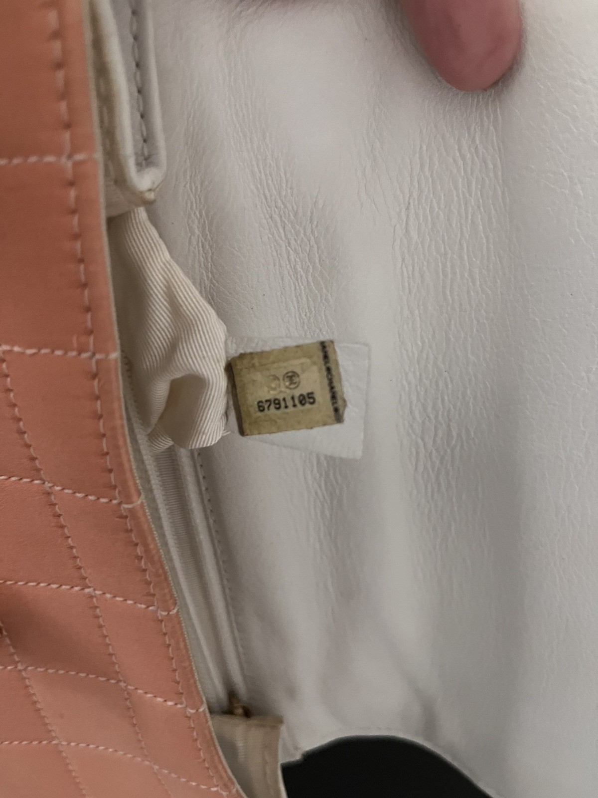 CHANEL Vintage Peach Pink Satin Chocolate Bar Flap shoulder bag