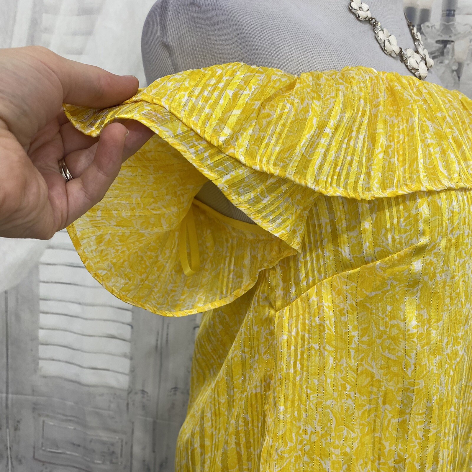 Michael Kors Small Yellow Off the Shoulder Blouse Top Floral Short Sleeve B17