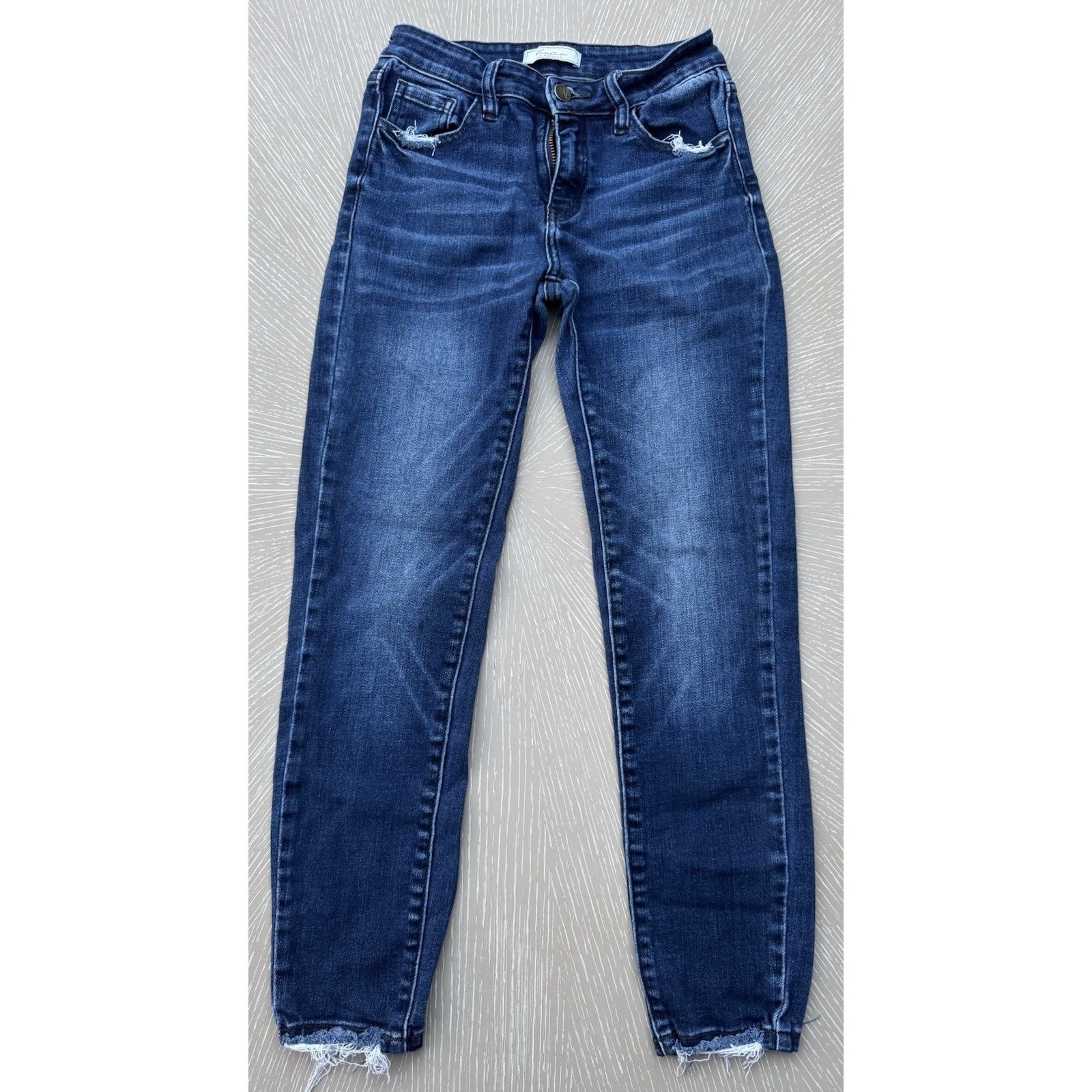 KanCan Signature Mid-Rise Ankle Skinny Jeans Size 24 VBK1575AA Frayed Raw Hem