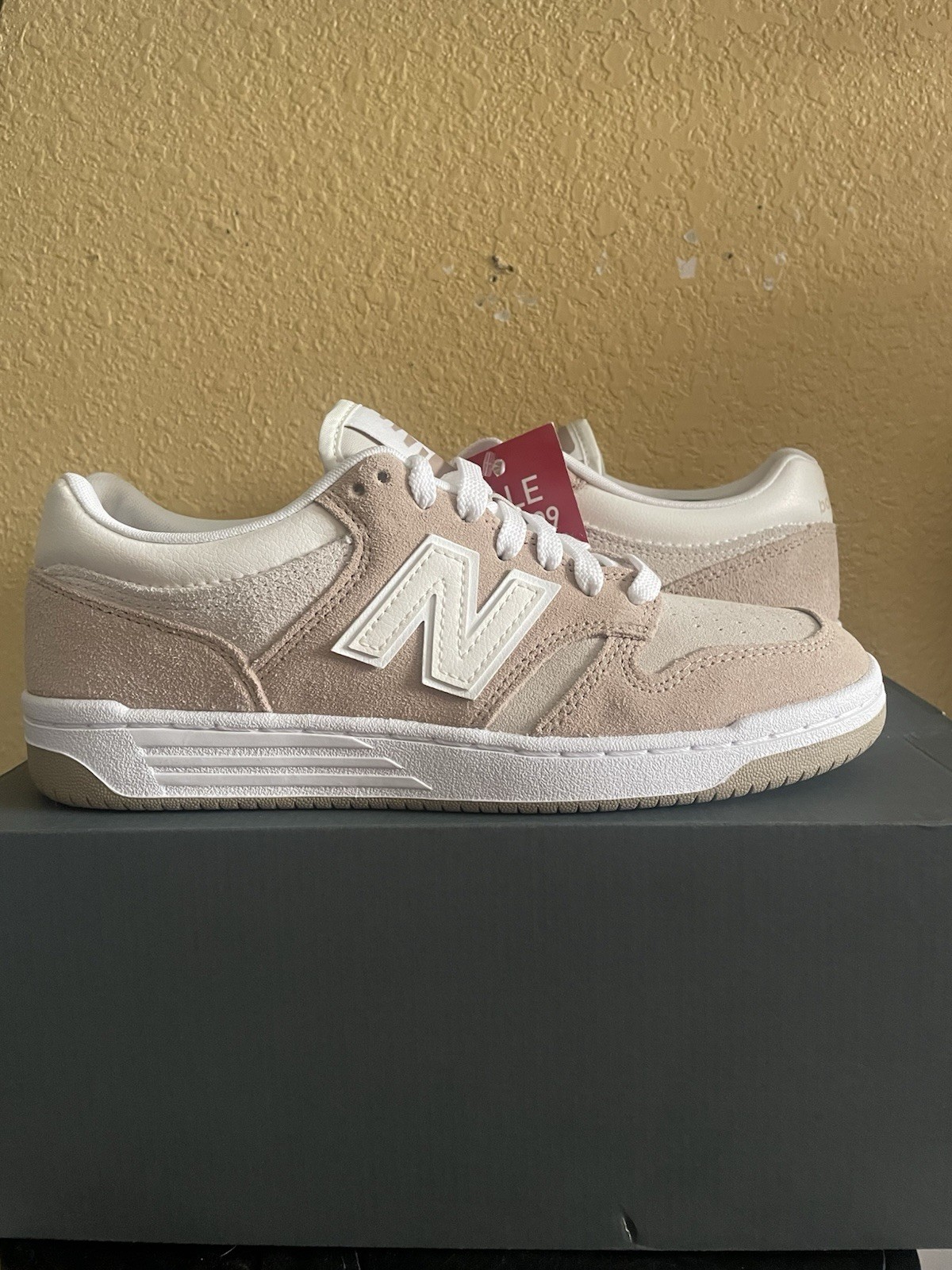 New Balance 480 Men’s Low Top Lace-Up Suede Sneaker Moonbeam/Sea Salt BB480LEA