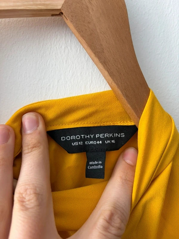 Women’s Dorothy Perkins Mustard Yellow Tie Neck Blouse – Size 16