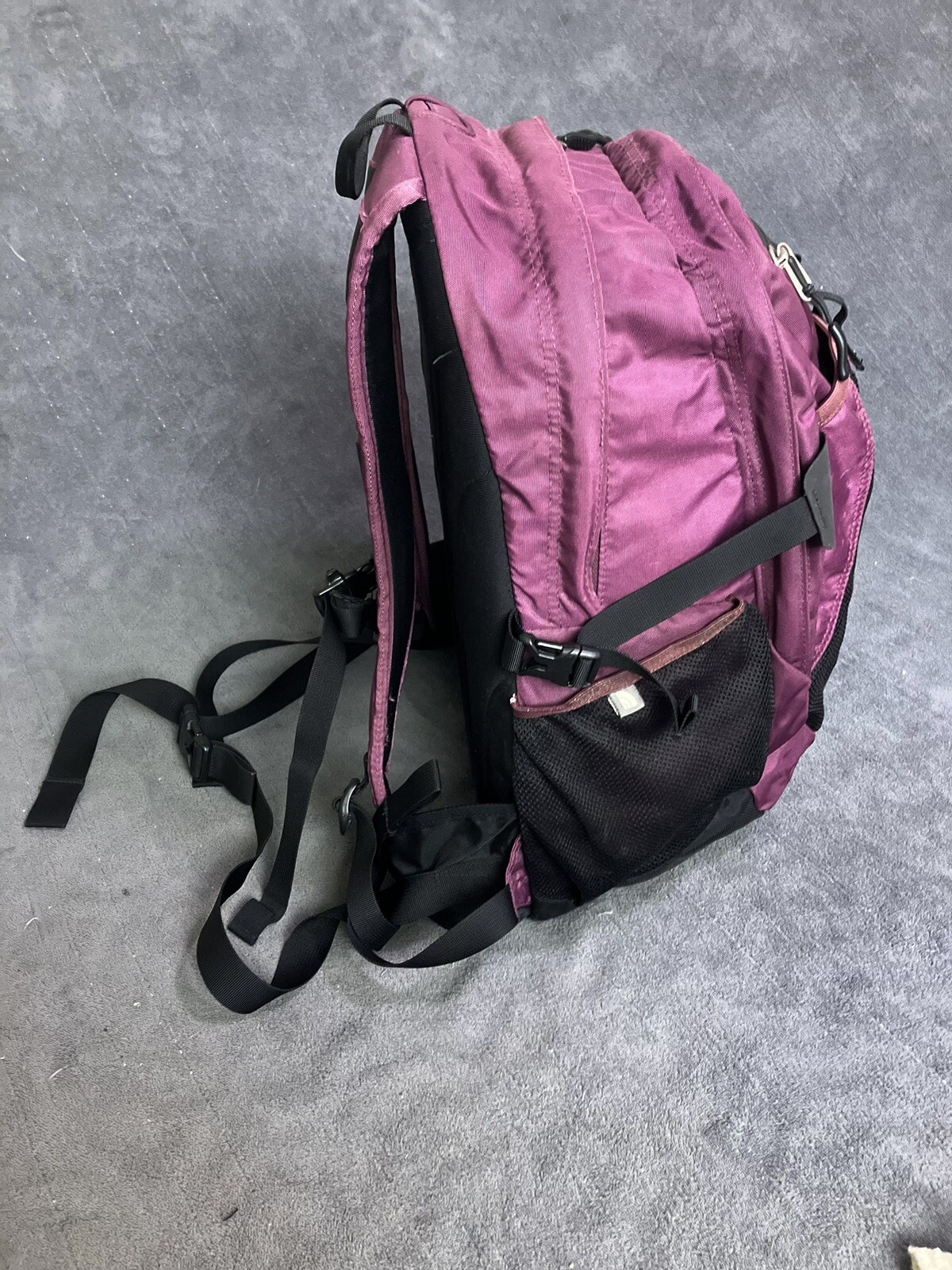 The North Face Recon Backpack Purple Laptop Hiking Day Bag Padded Back ISSUES