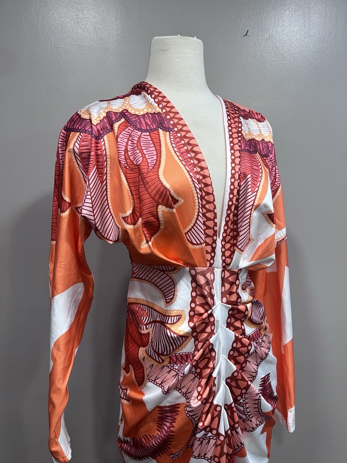 ChicMe Orange Printed V-Neck Women’s Midi Dress size L