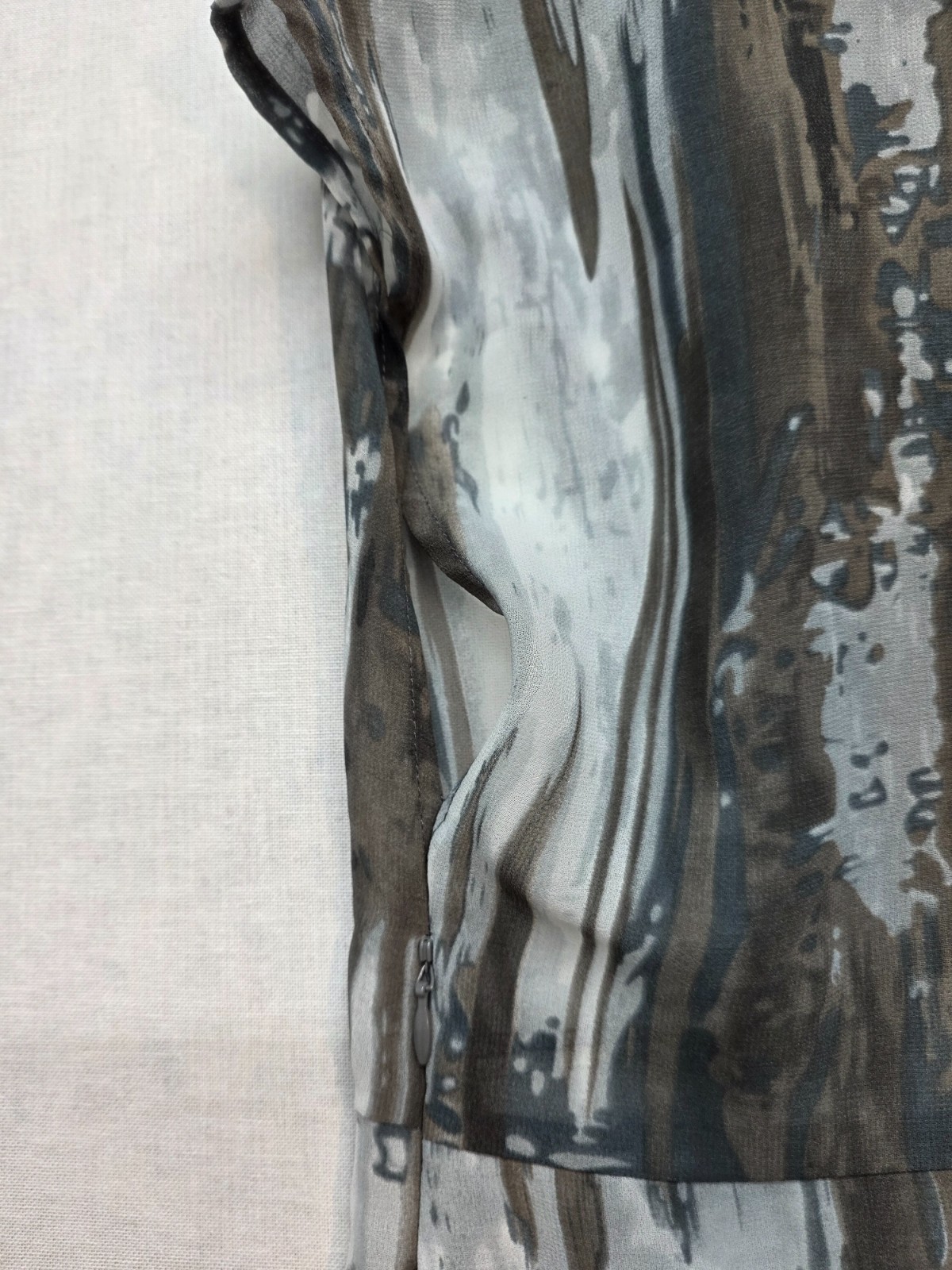 CAbi #651 Painted Tunic Blouse Medium Gray Chiffon Sheer Watercolor (M)