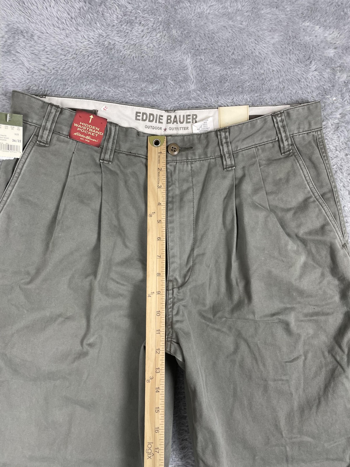 Eddie Bauer Pants Mens 36×32* Artichoke Green Relaxed Fit Pleated Khaki Chino