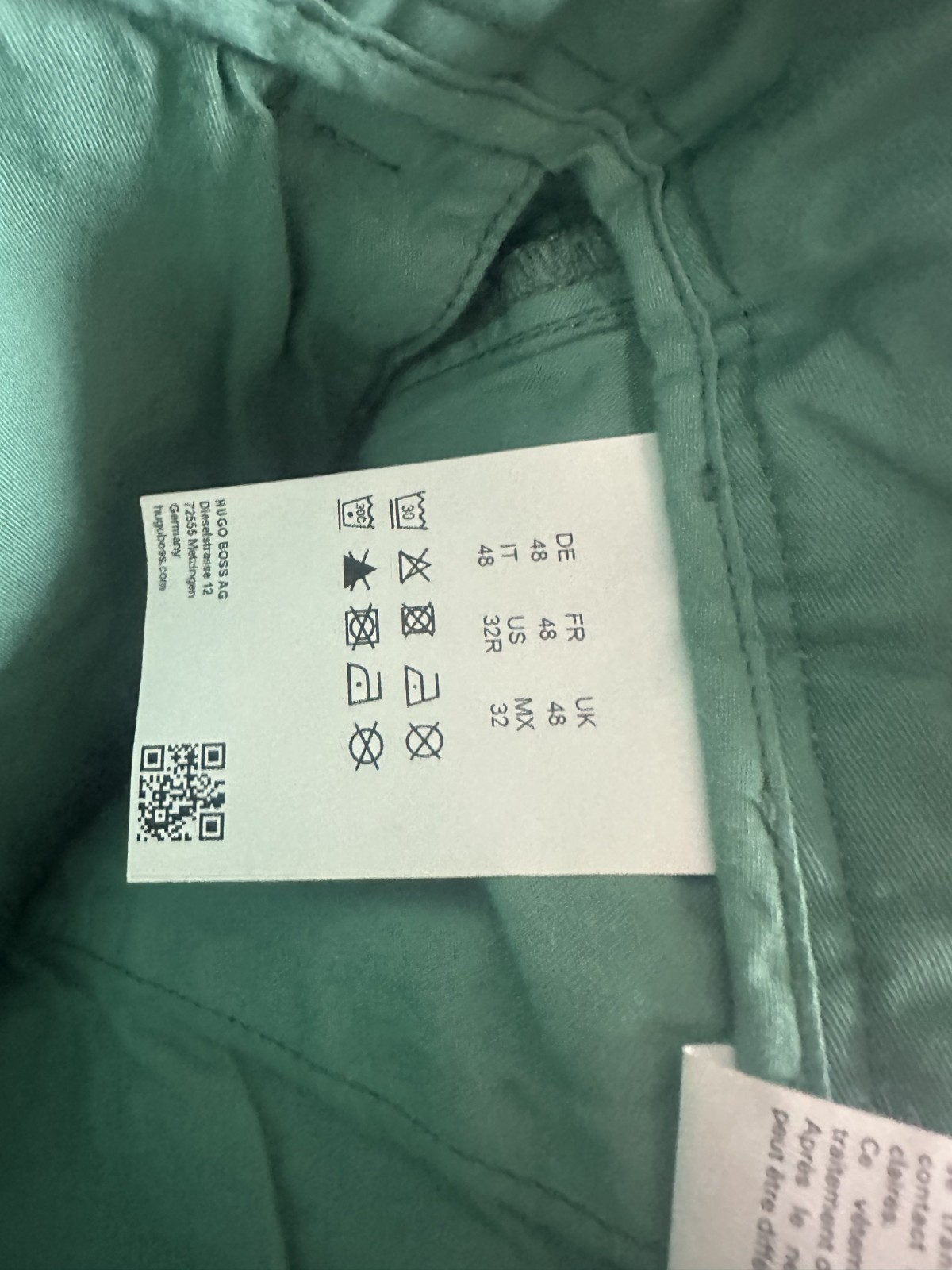 Hugo Boss mens shorts, barley worn, quick shipping