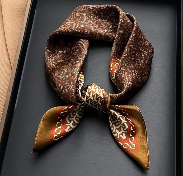 100% Mulberry Silk Scarf Women Neckerchief 20” Small Square Flower Bandana B21