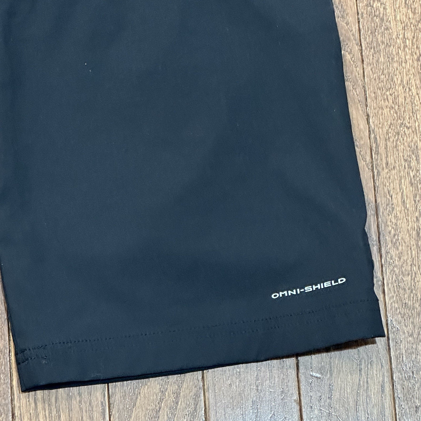 New $65 Columbia Leslie Falls Capri Pants Omni Shade Black Women’s Size 14