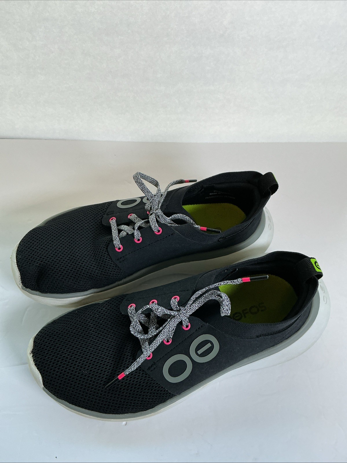 OOFOS OOmy Stride Black Synthetic White Lace Up Comfort Shoes Women 8.5US/39.5EU