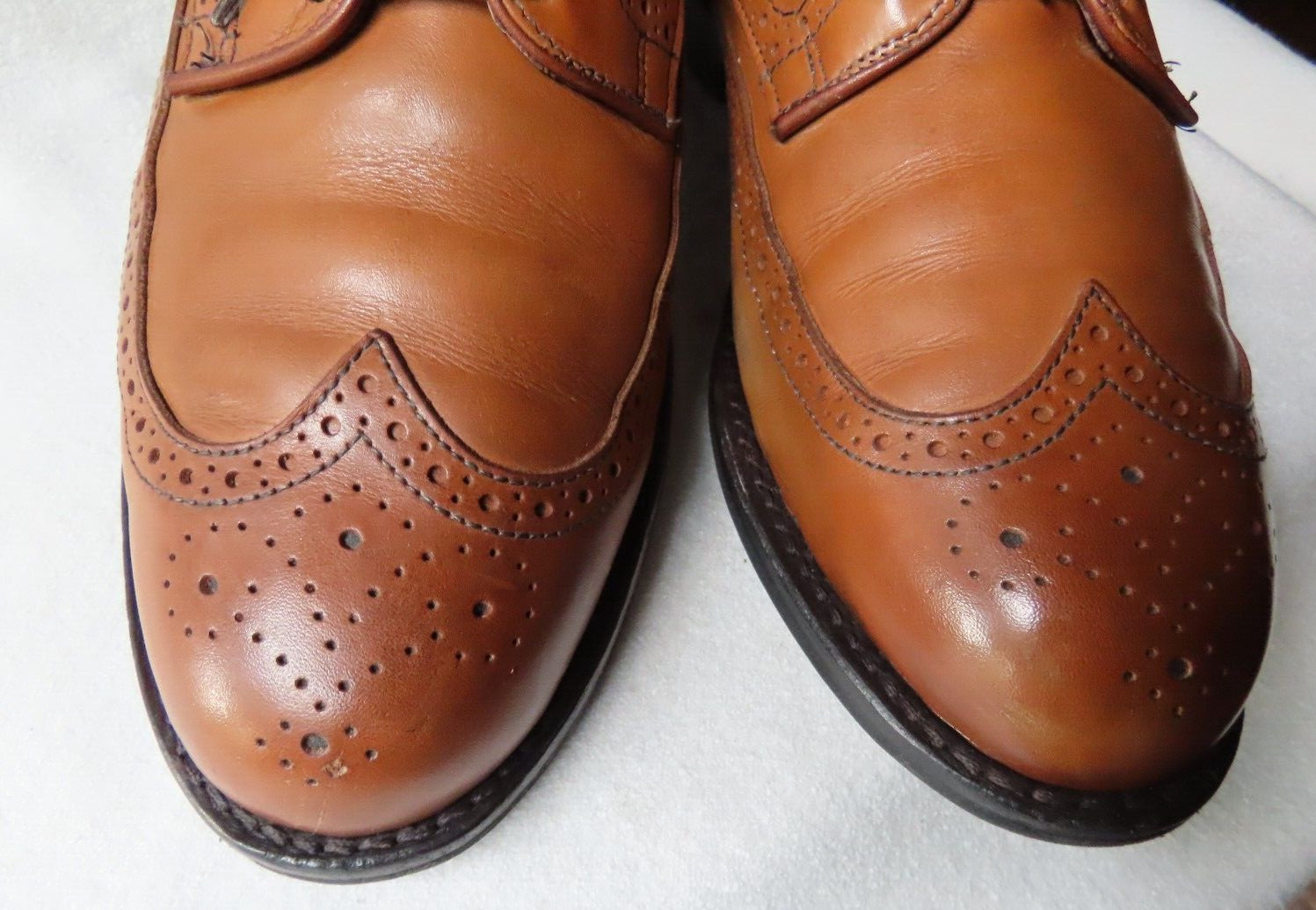 Allen Edmonds Brown “Player’s Shoe”, Wingtip, Medallion Toe, Size 11 D , 65188