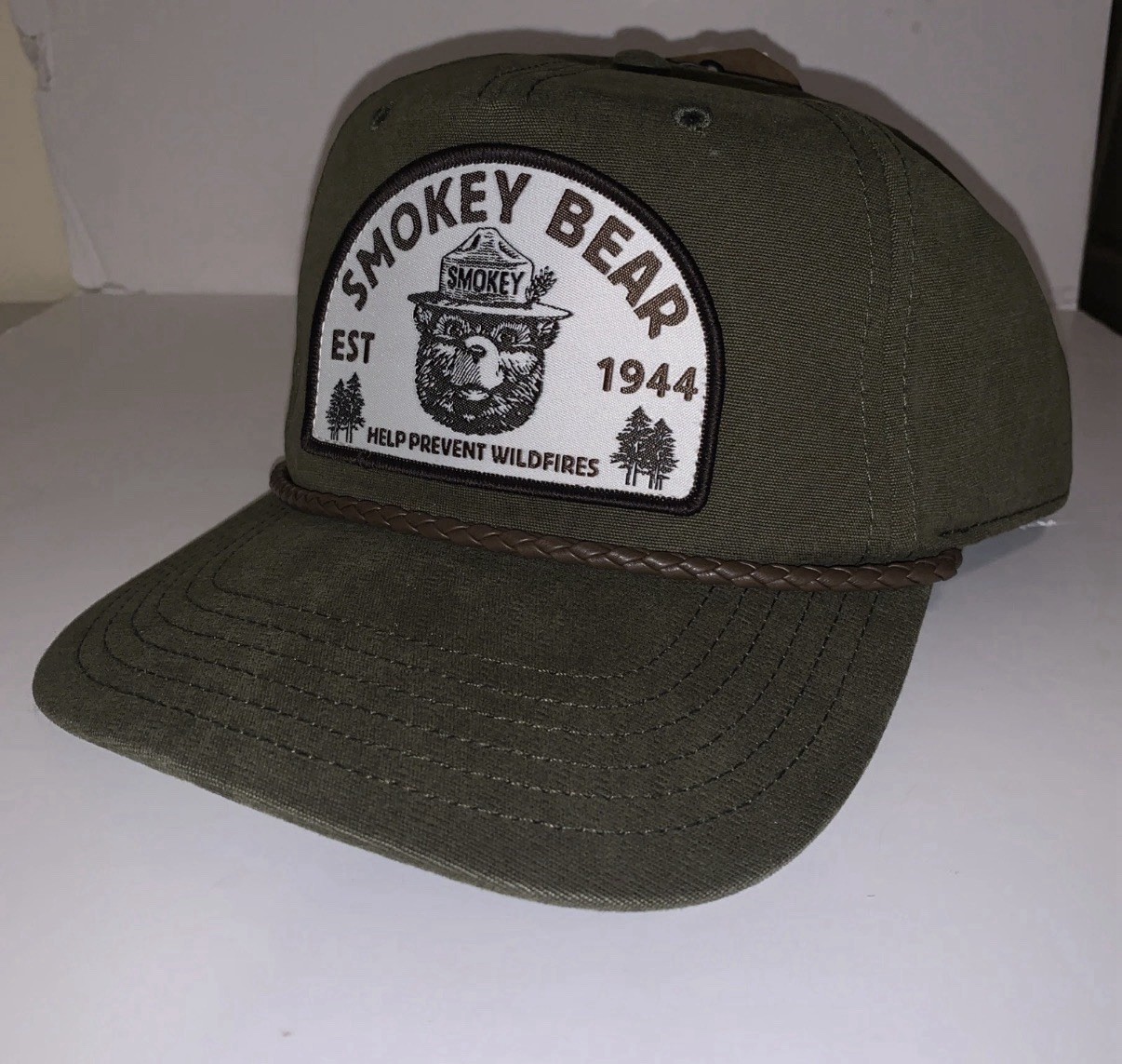 SMOKEY THE BEAR Official SnapBack Patch Hat Cap Rope Design Army Green NWT