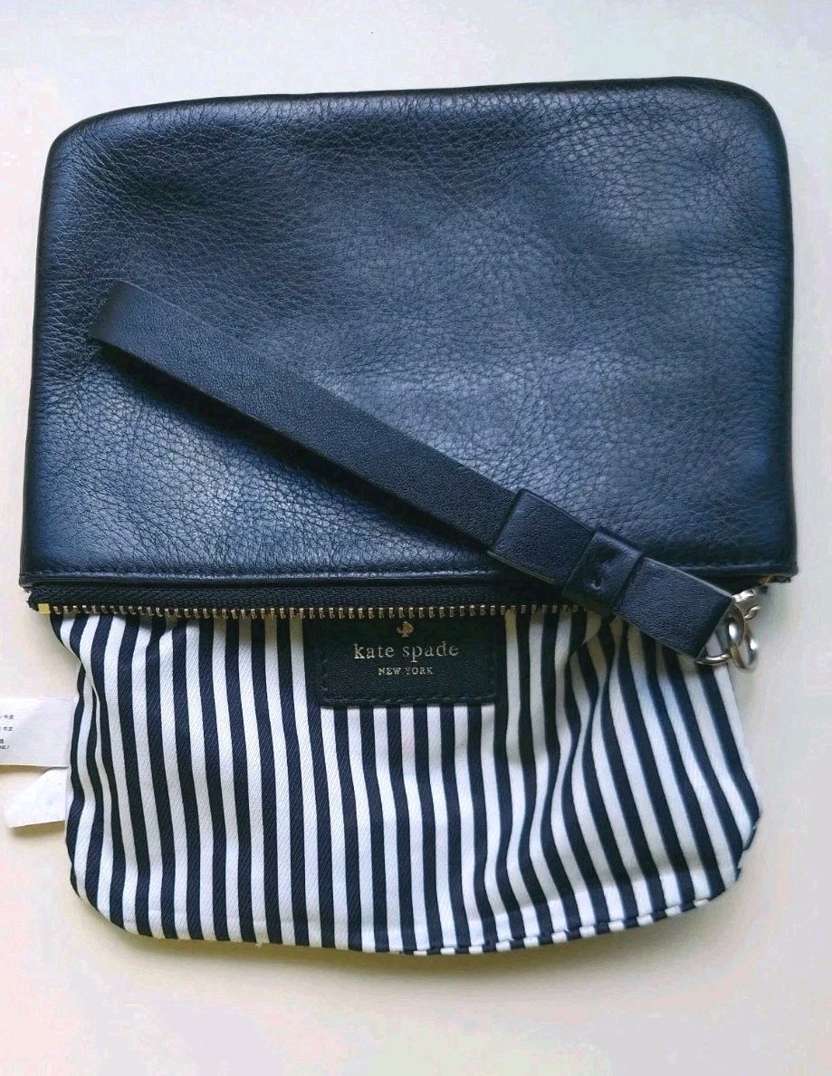 Kate Spade Leroy Street Bee Black Pebble Leather Wristlet Bow Strap Wallet Pouch