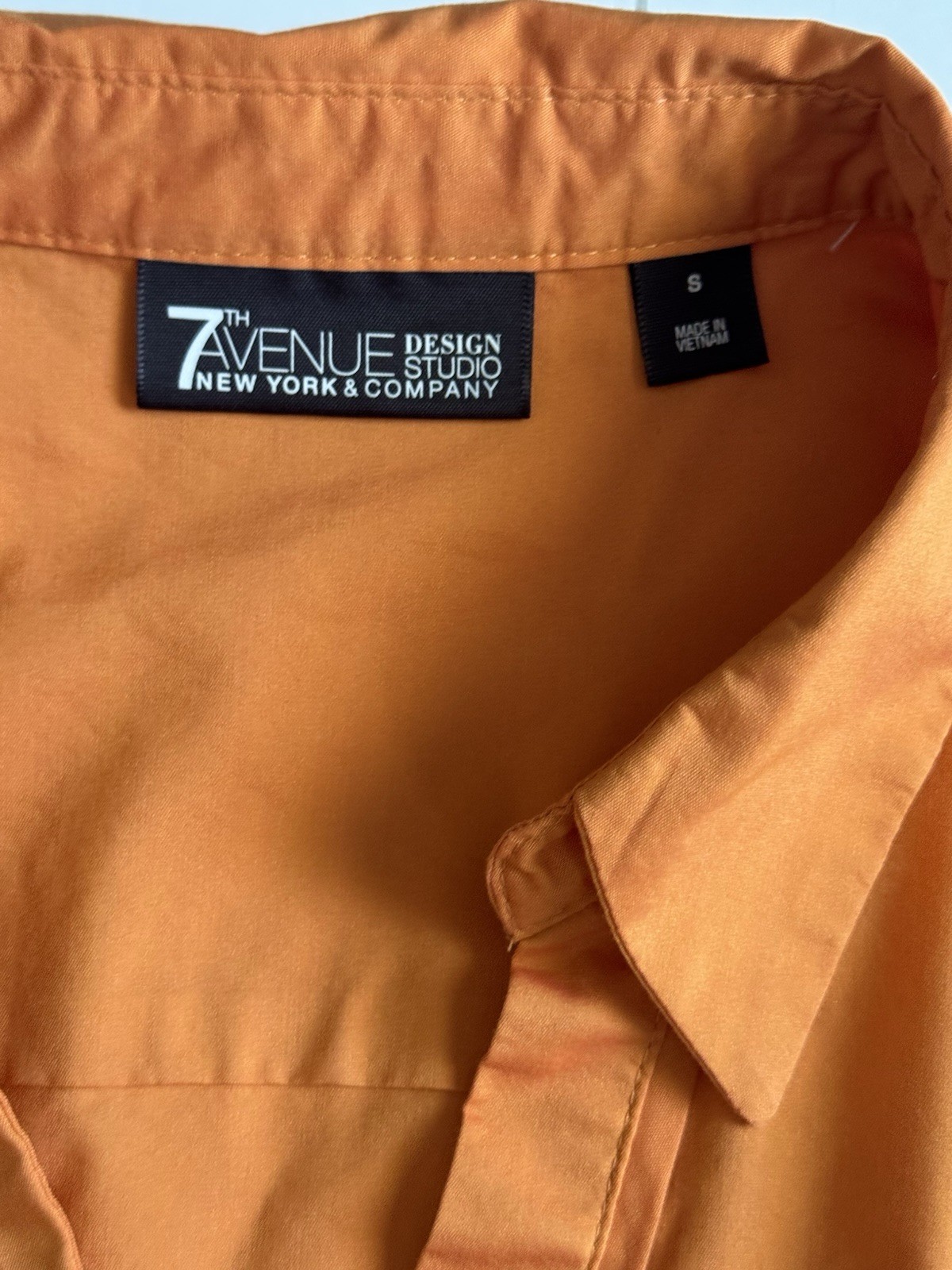 7th Avenue NYC S Orange Button Front Blouse Top Stretch Work Shirt Short Sleev
