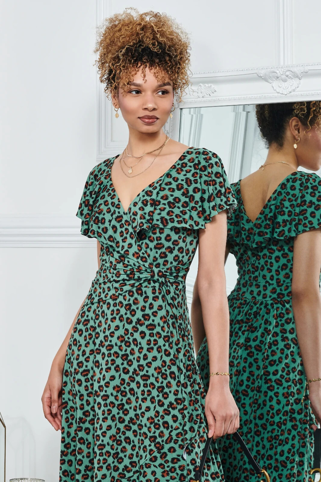 Jolie Moi Luciana Green Leopard Print Dip Hem Midi Dress. Size 18 UK