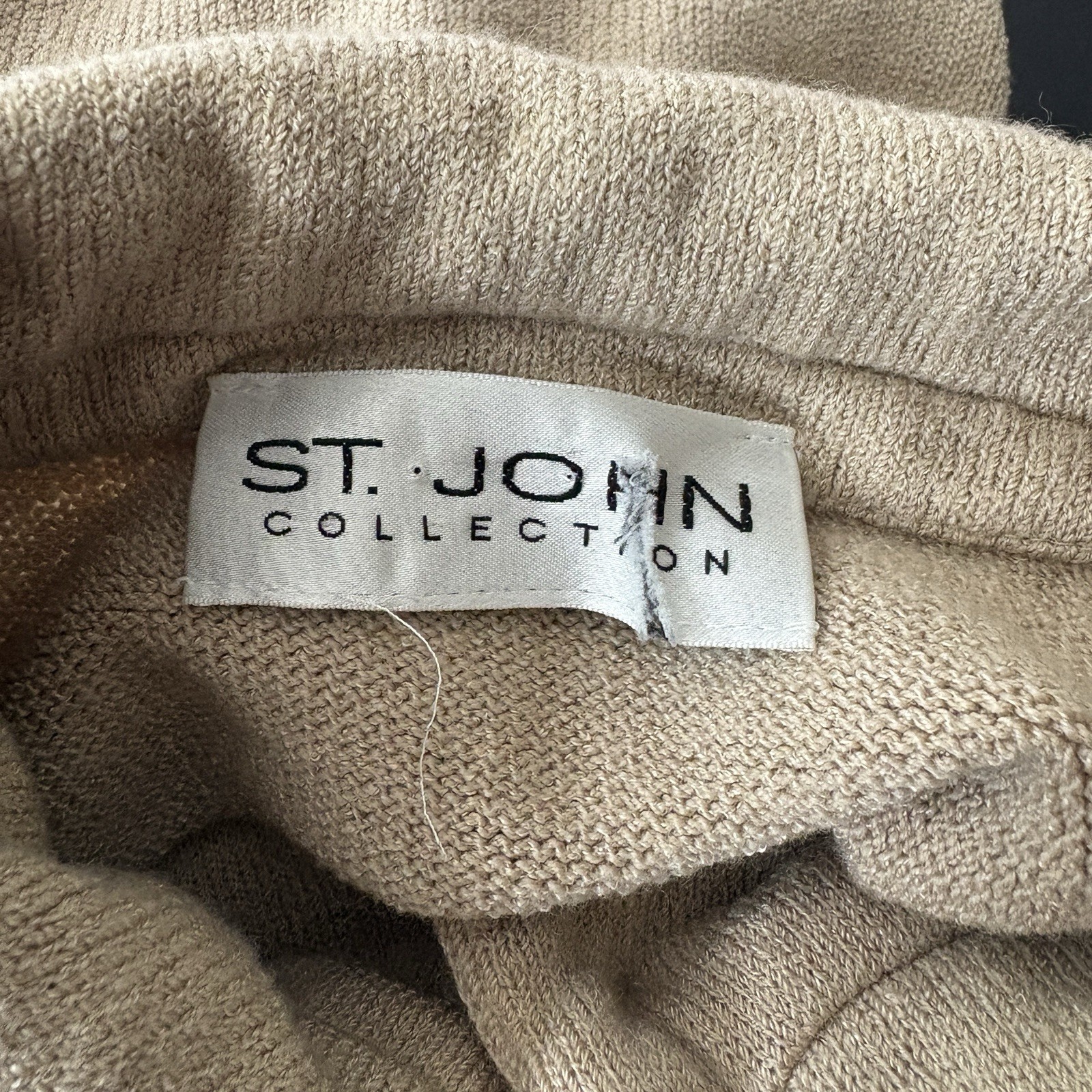 St. John Collection Jacket Womens Size Small Beige Santana Knit Gold Button