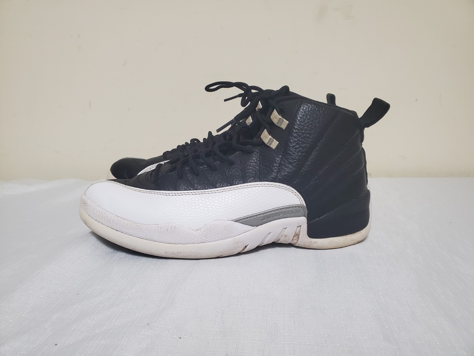 Air Jordan 12 Retro 2012 Playoff Size 9 CT8013-006