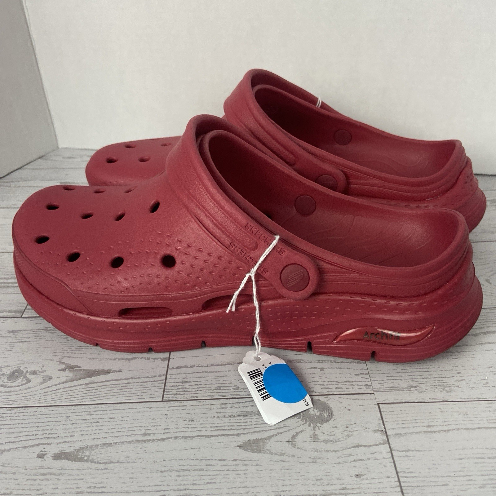 Skechers Men’s Foamies Arch Fit Valiant Comfort Slip On Clogs Sandals Shoes Sz 9