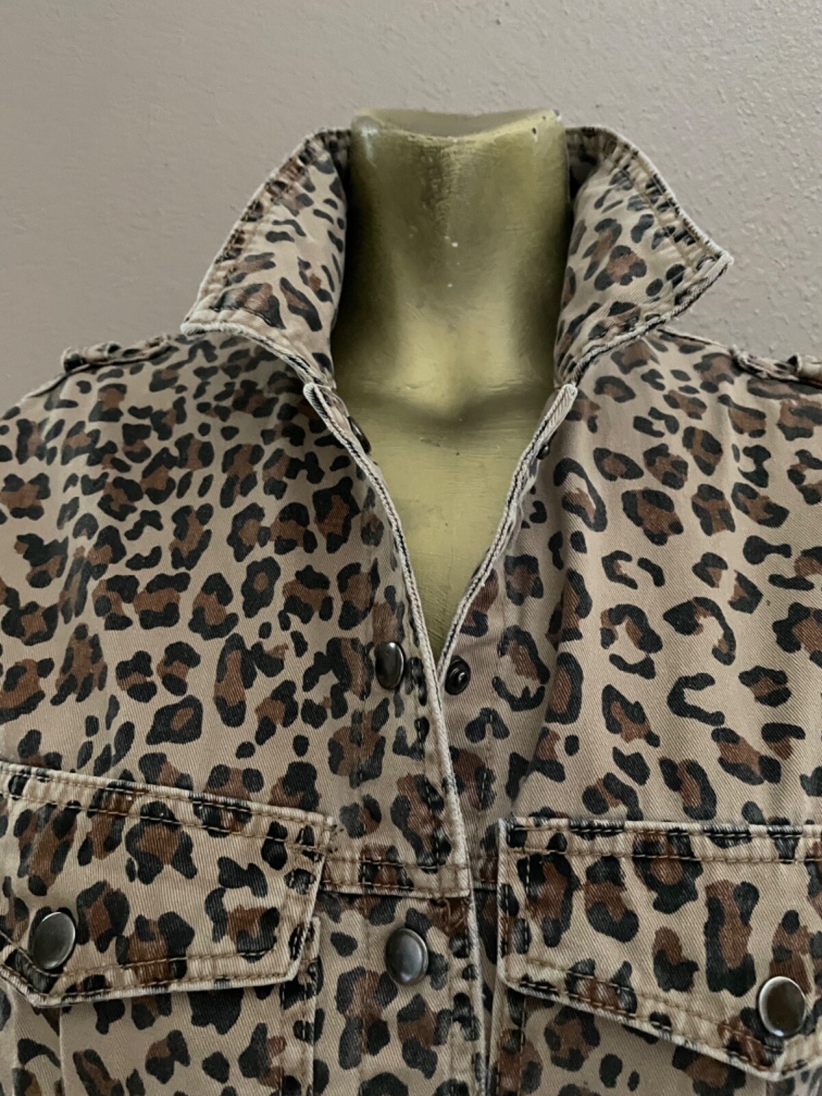 COTTON ON Classic LEOPARD Print JEAN JACKET Size 4