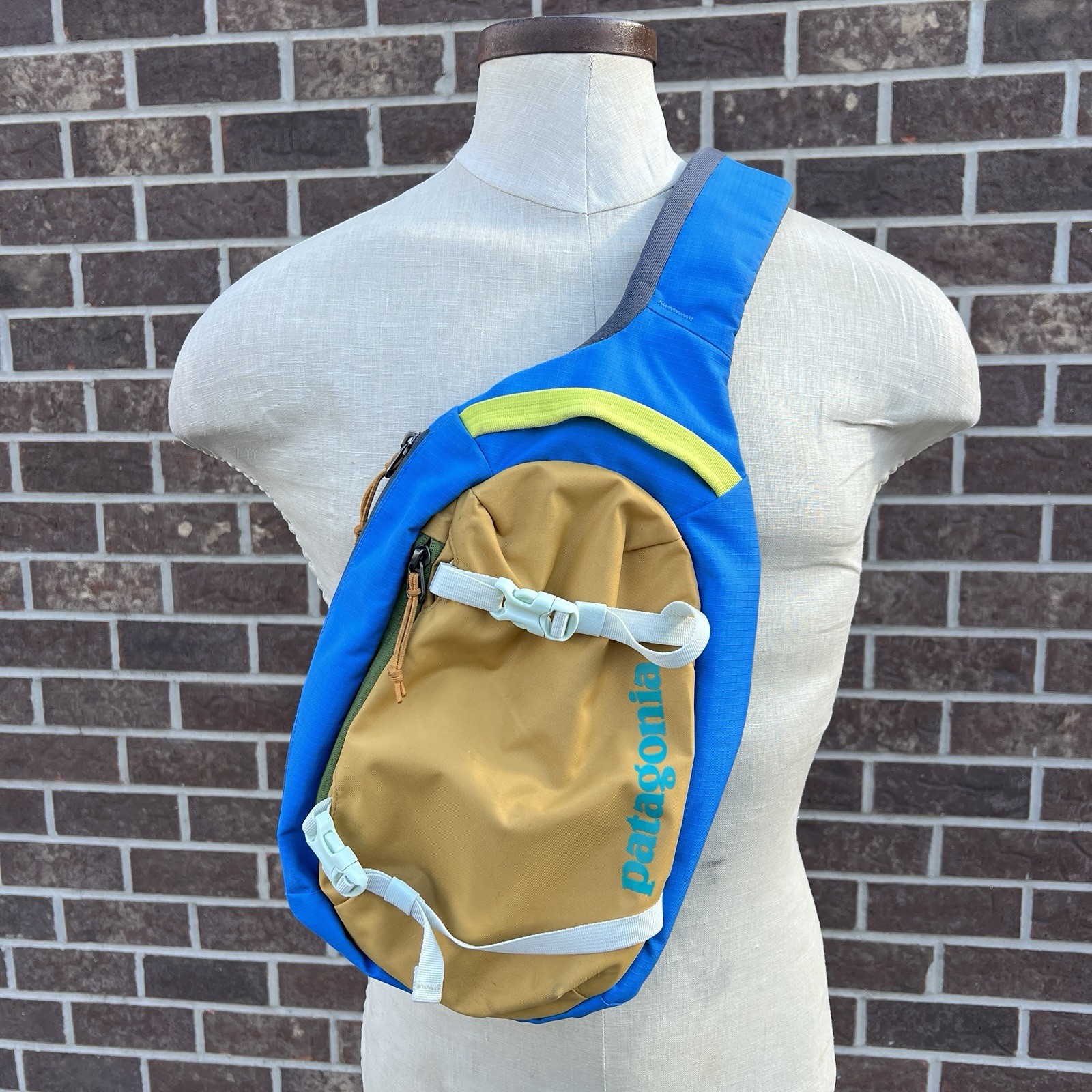 Patagonia Atom Sling 8L – Patchwork Vessel Blue – Lightweight Crossbody Pack Bag