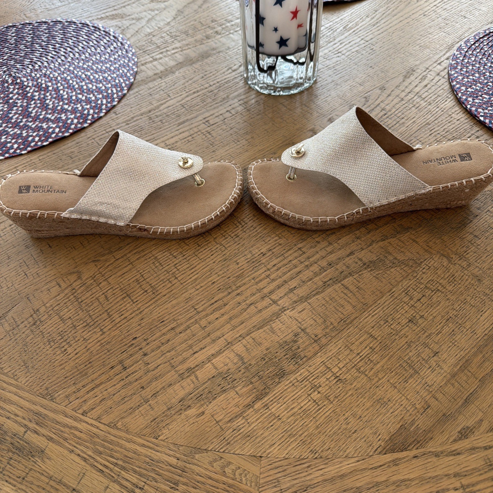 White Mountain Beachball Womens Gold Metallic Espadrille Wedge Sandals Size 8.5M
