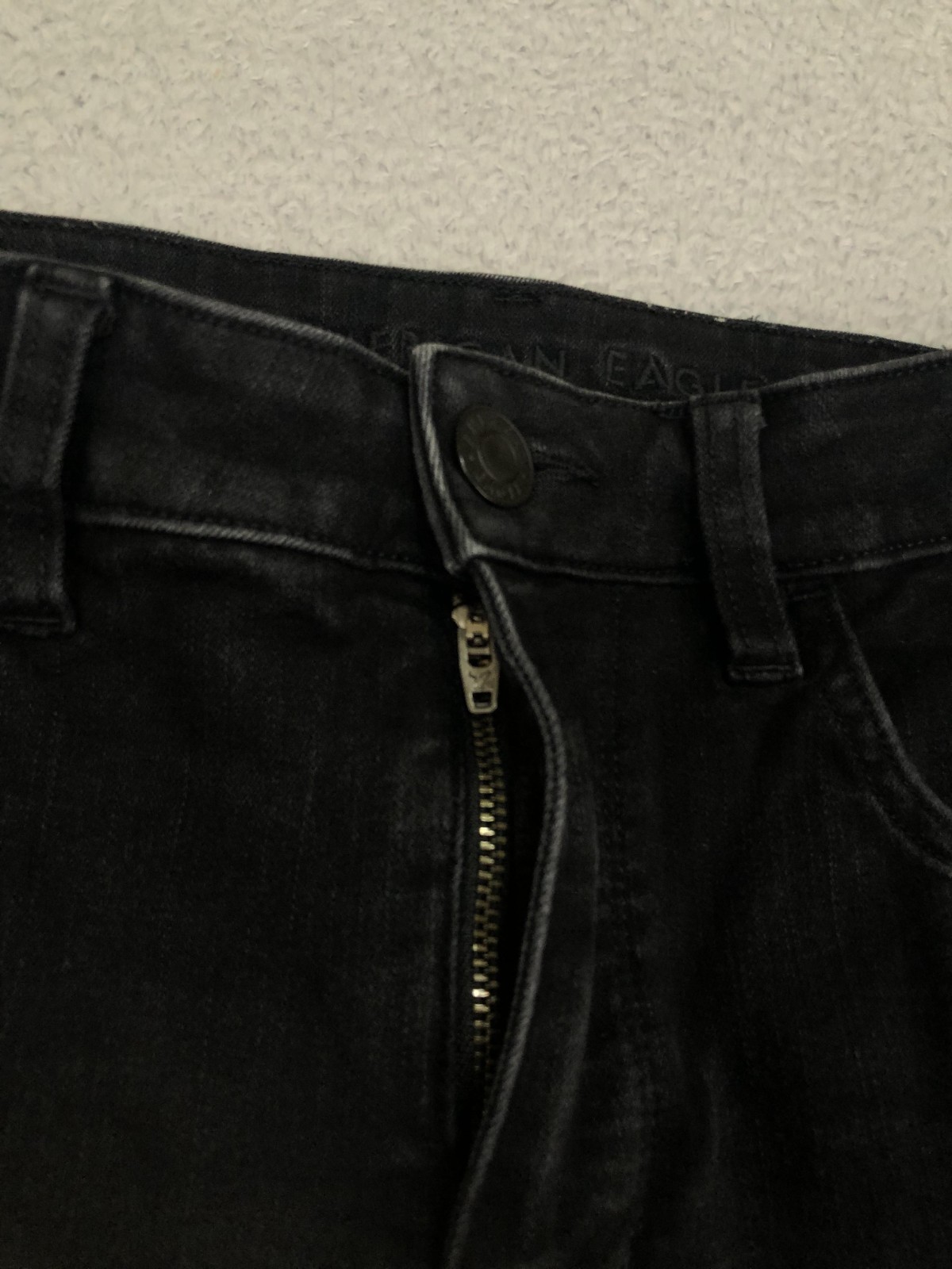 American Eagle Jeans Womens Size 12 (31×27) Black Hi Rise Jegging