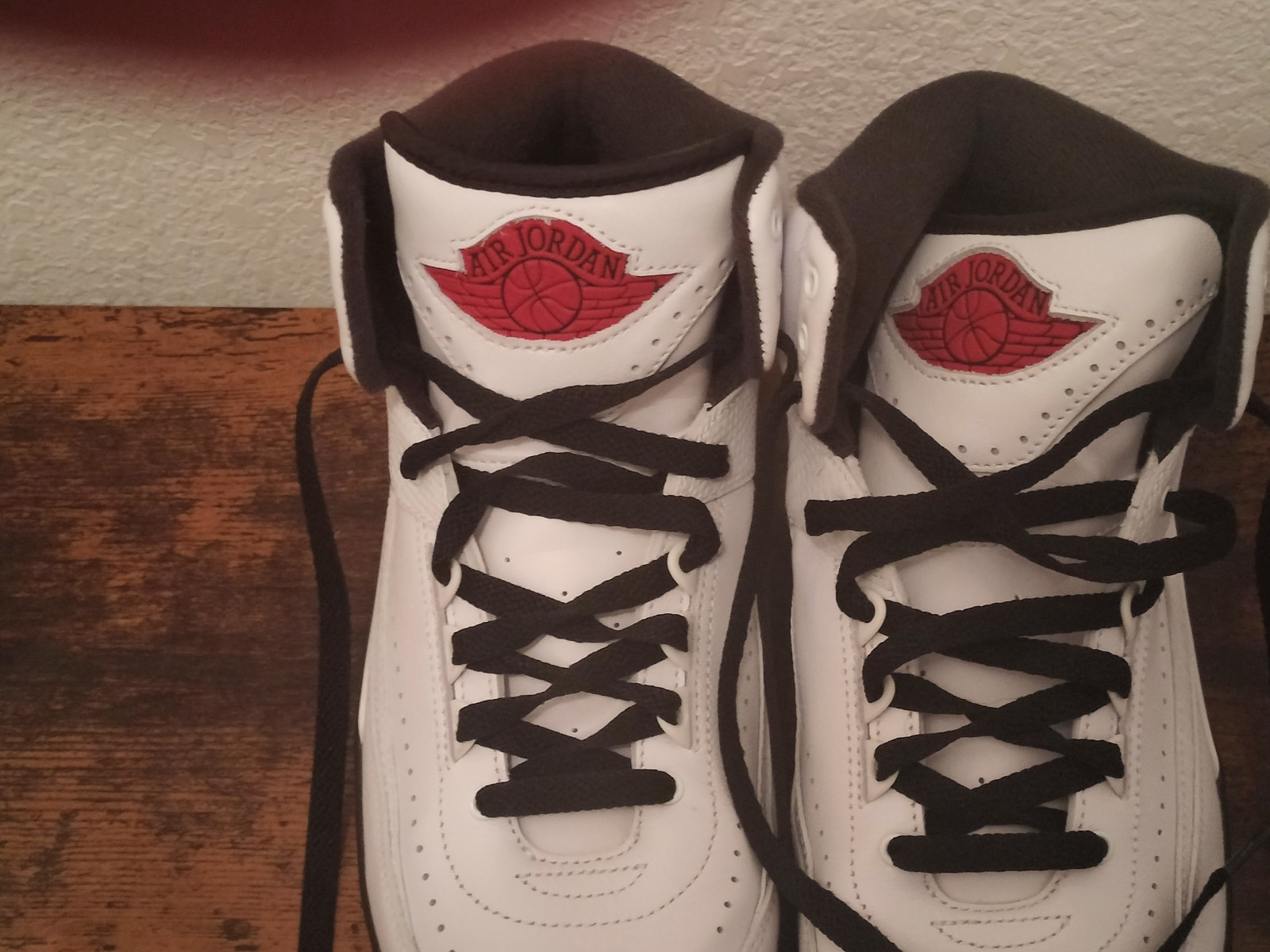 Air Jordan 2 Retro Women’s Size W10 Chicago 2022