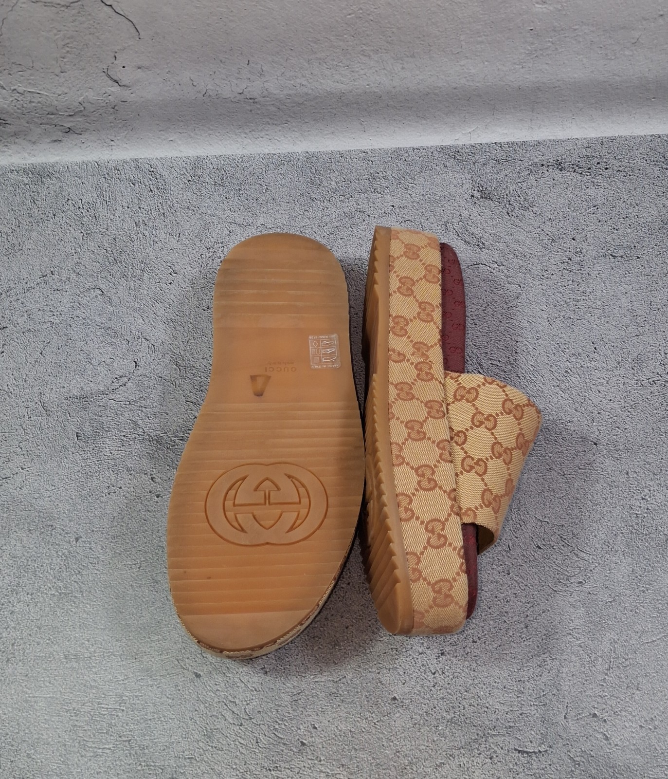 40EU (8 US) Gucci Angelina Platform Slide Sandals GG Canvas Monogram