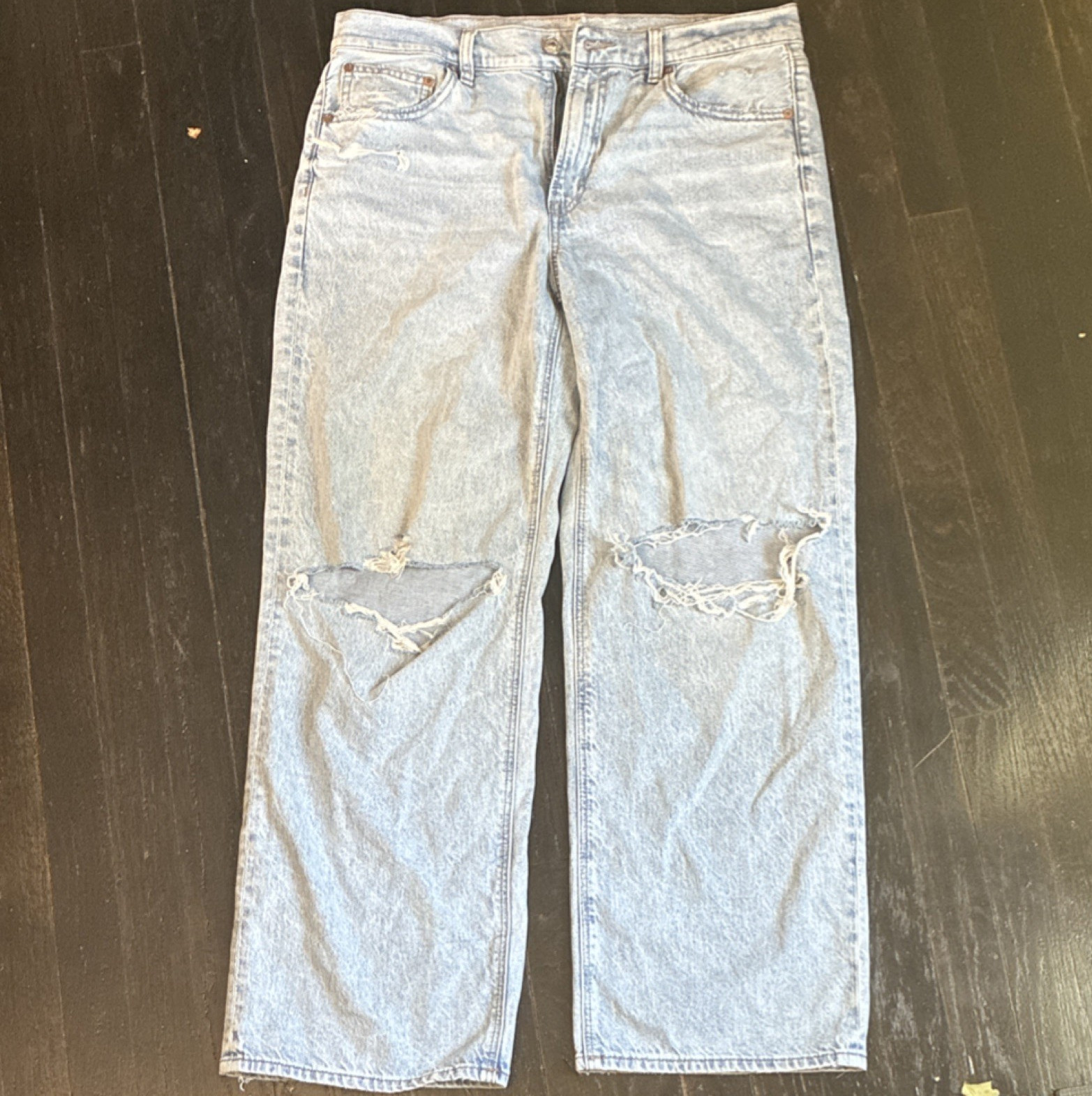 American Eagle Outfitters Light Wash Distressed High Rise Straight Jeans 12