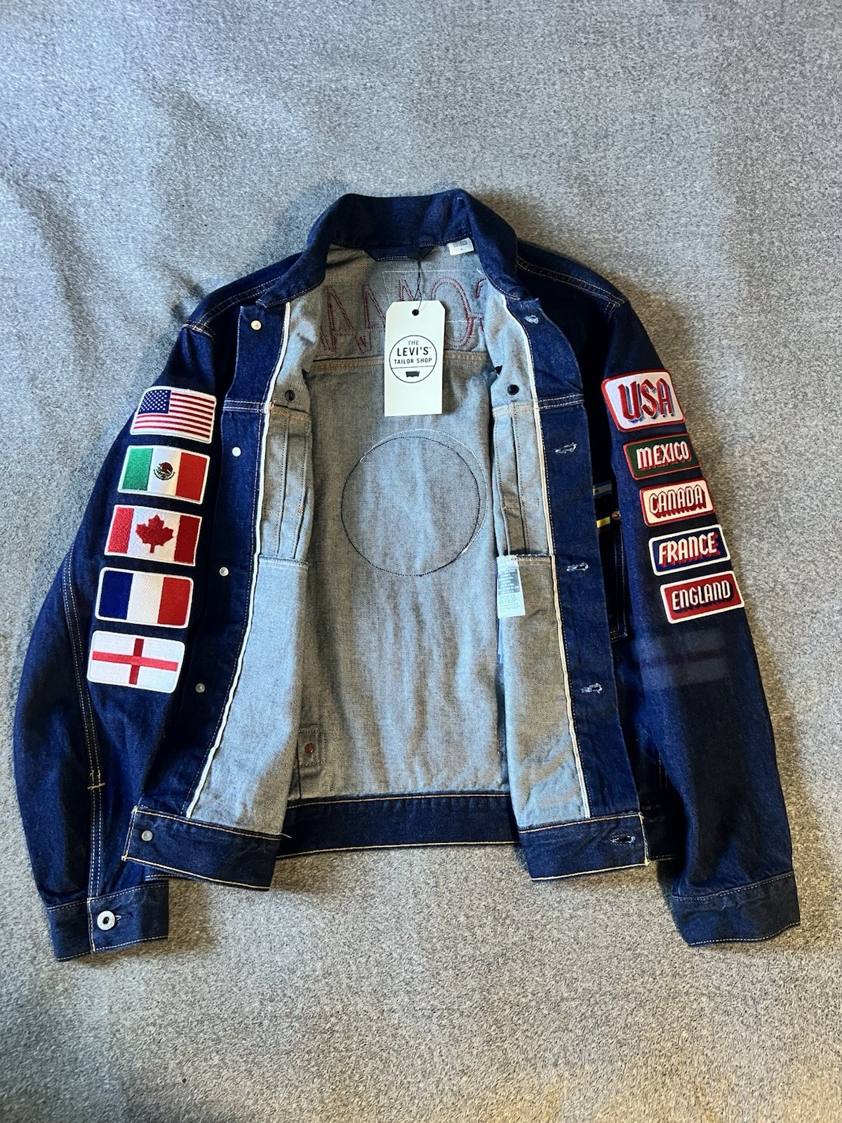 Levi’s Big E Selvedge Denim Trucker Jacket M Blue Button World Cup theme