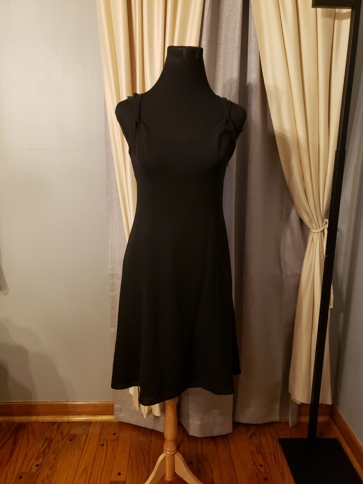 LOFT Size 2 Sleeveless Black A Line Dress Flare Side Zipper 100% Silk Lined NWT