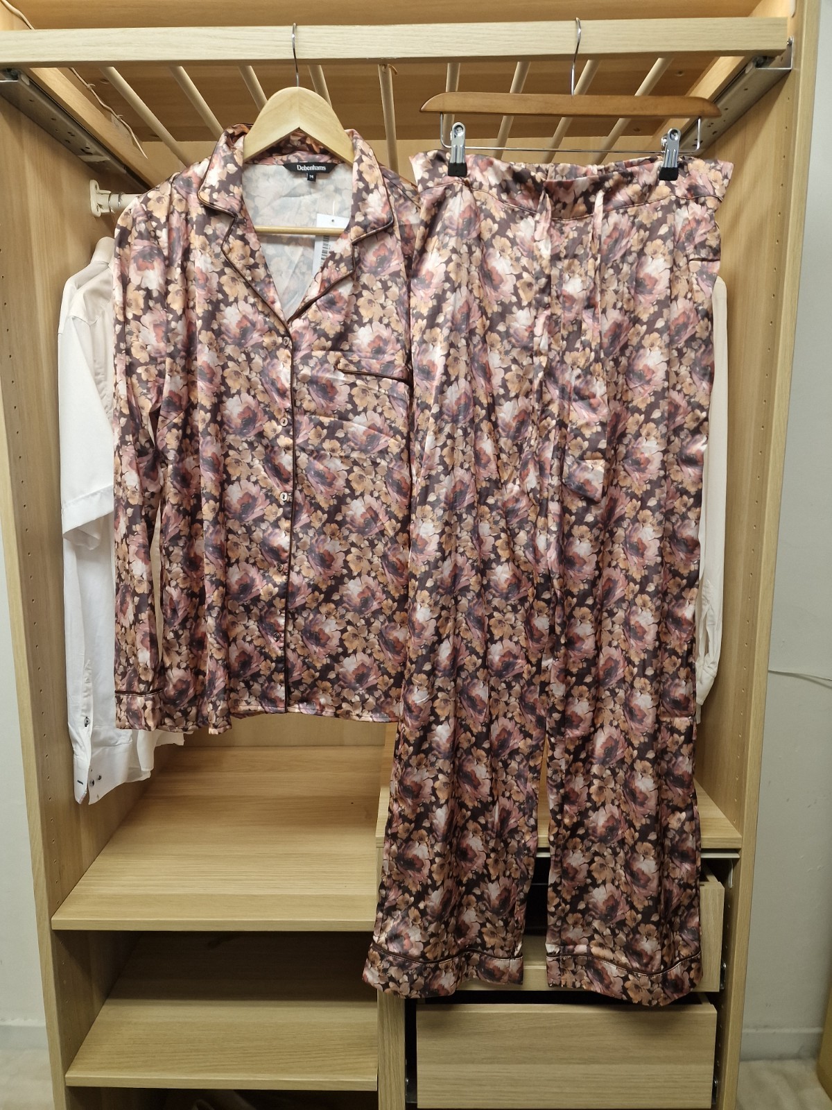 Debenhams Womens BNWT Winter Rose Revere Pyjama Set Floral Chocolate UK 14