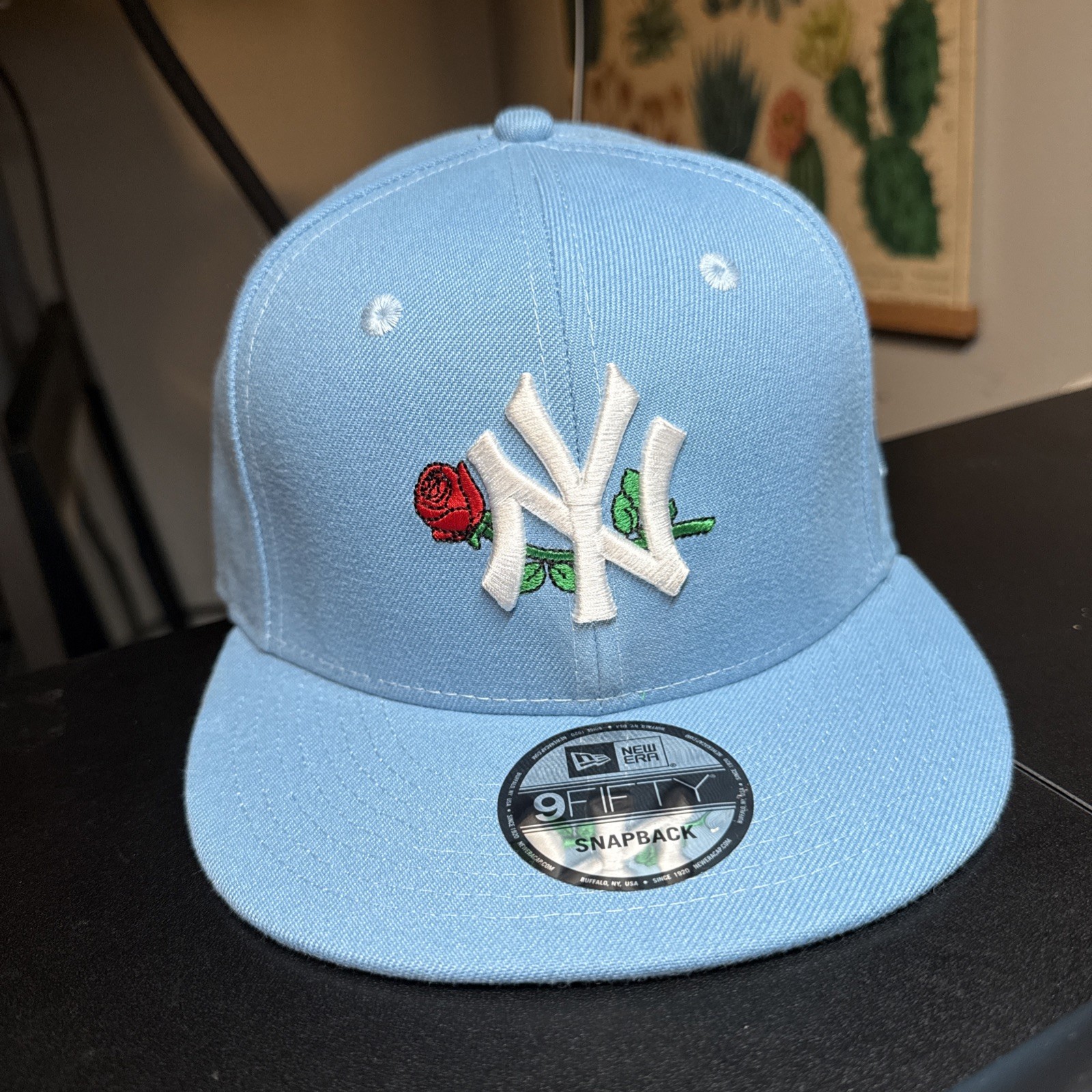 New York Yankees Light Blue Rose Green Brim 9FIFTY SnapBack Hat