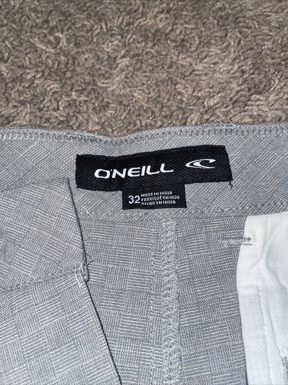 NWT Men’s O’Neill Walk Shorts Light Gray Size 32 Two Way Stretch