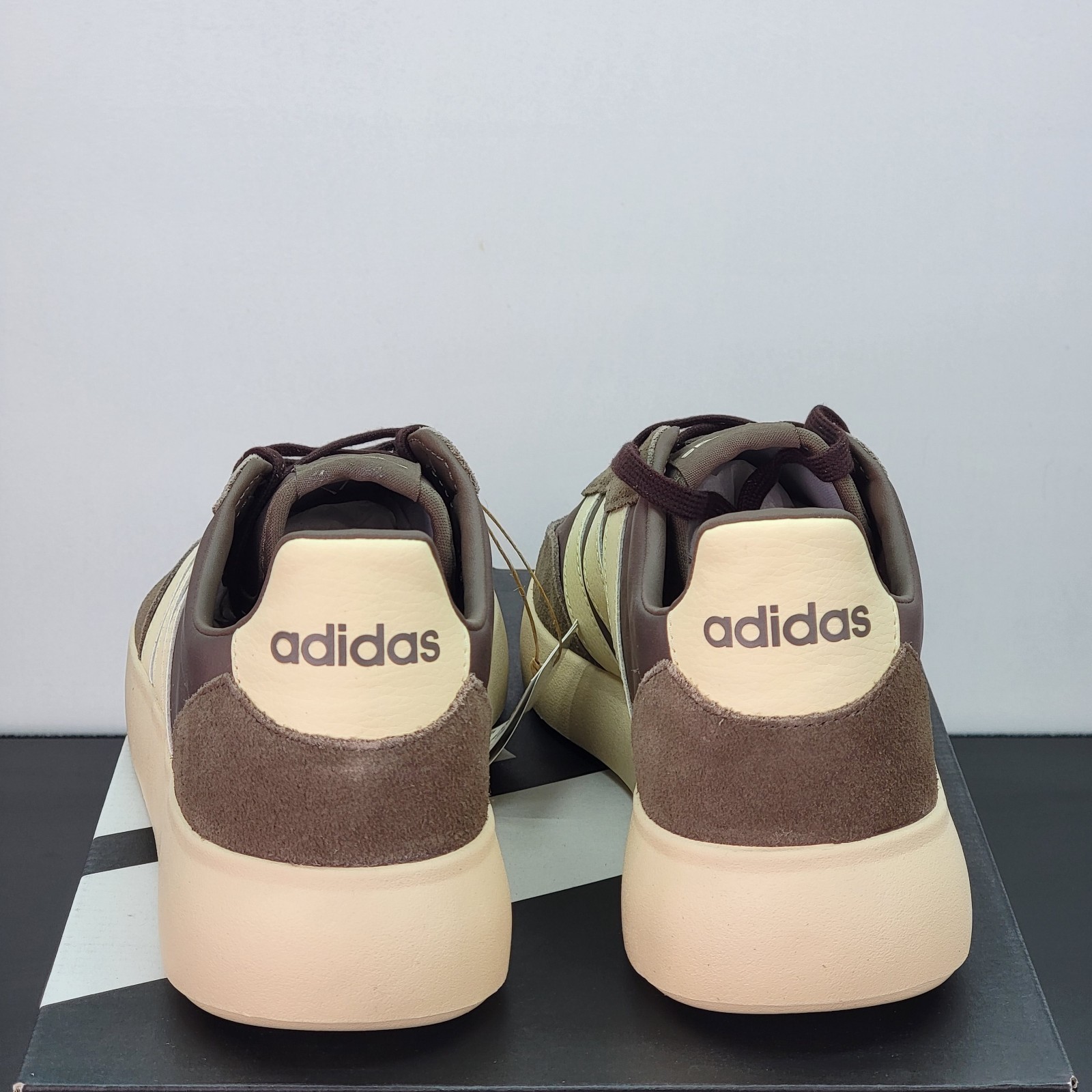 Adidas Barreda Men’s Size 13 Athletic Shoes Brown Footwear Casual Sneakers