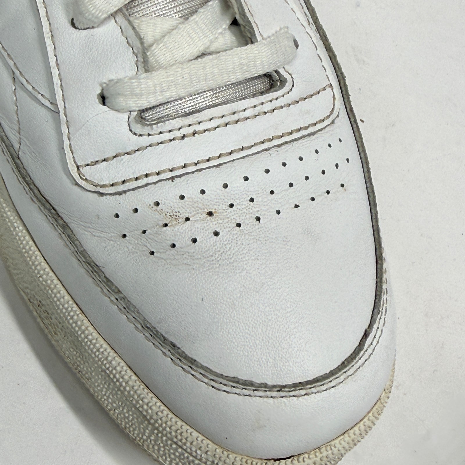 Reebok Club C 85 Classic Sneaker Lace Up White Leather Casual Men’s Size 11.5
