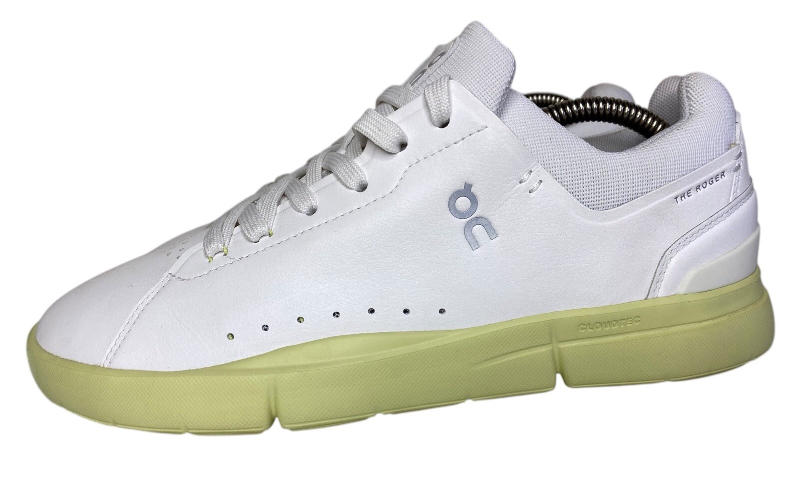 On Cloud THE ROGER Advantage Womens Tennis Sneakers Shoes White/Hay Size 10