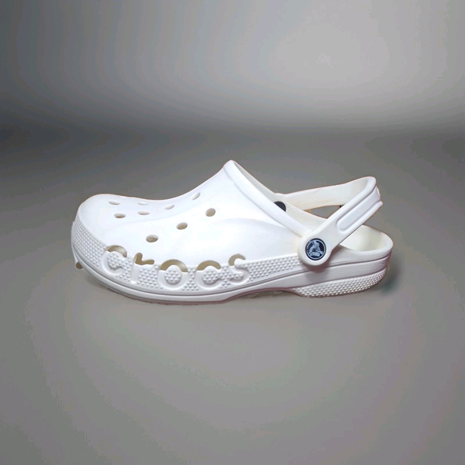 Crocs Baya Clogs White Sandals Men’s 7 / Women’s 9 Slip on Mules Shoes.