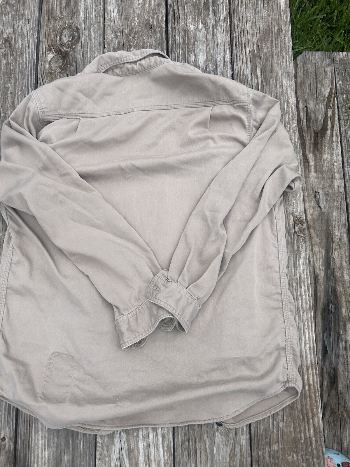Carhartt FR Flame Resistant Long Sleeve Button-Up Work Shirt, Men’s L Beige
