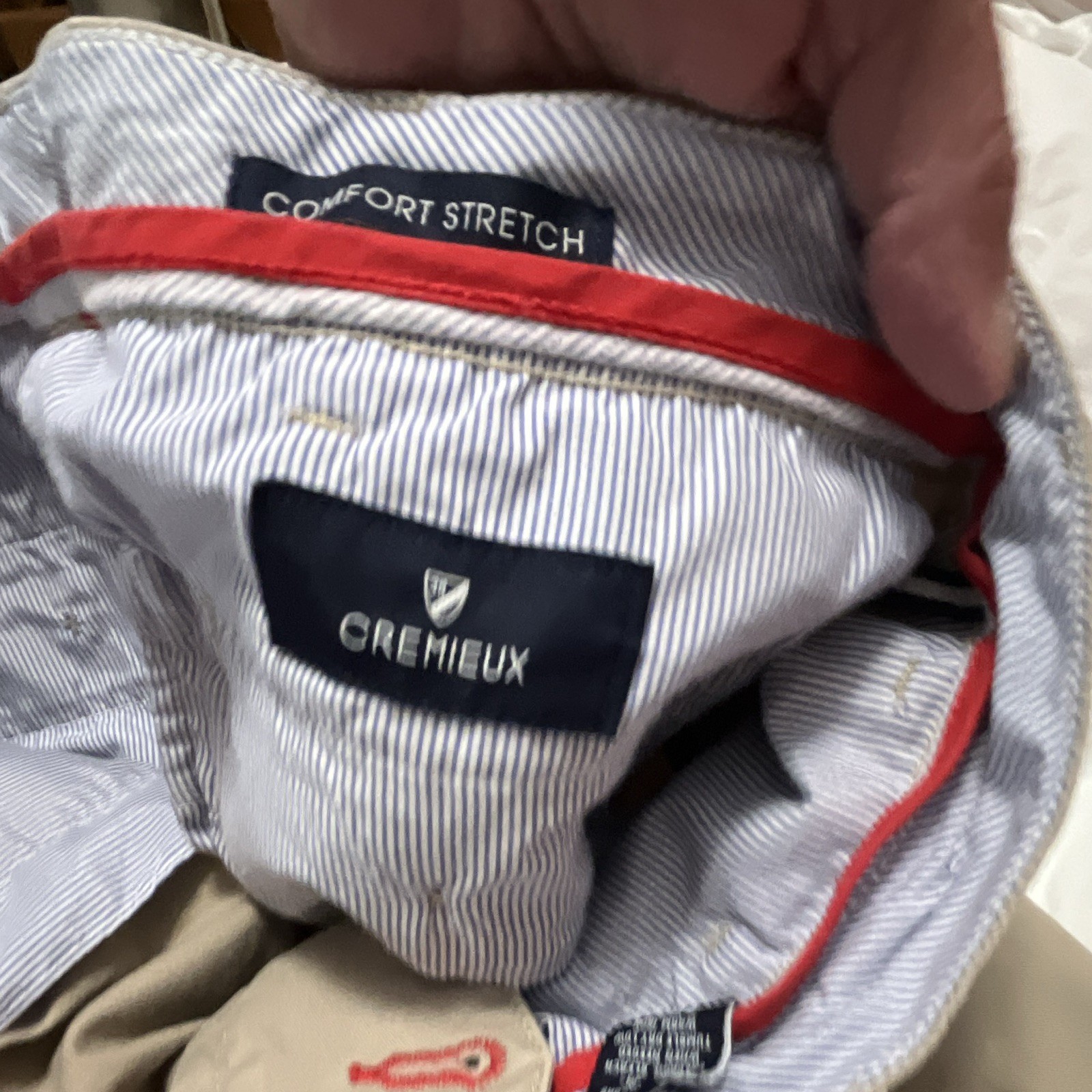 Cremieux Comfort Stretch Beige Chino Shorts Men’s Flat Front Slash Pockets Zip