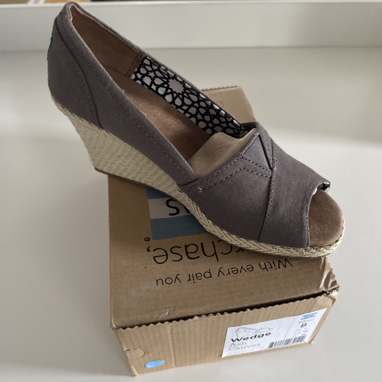 Toms Michelle Wedges Women’s 8 Ash Espadrille Sandal Peep Toe