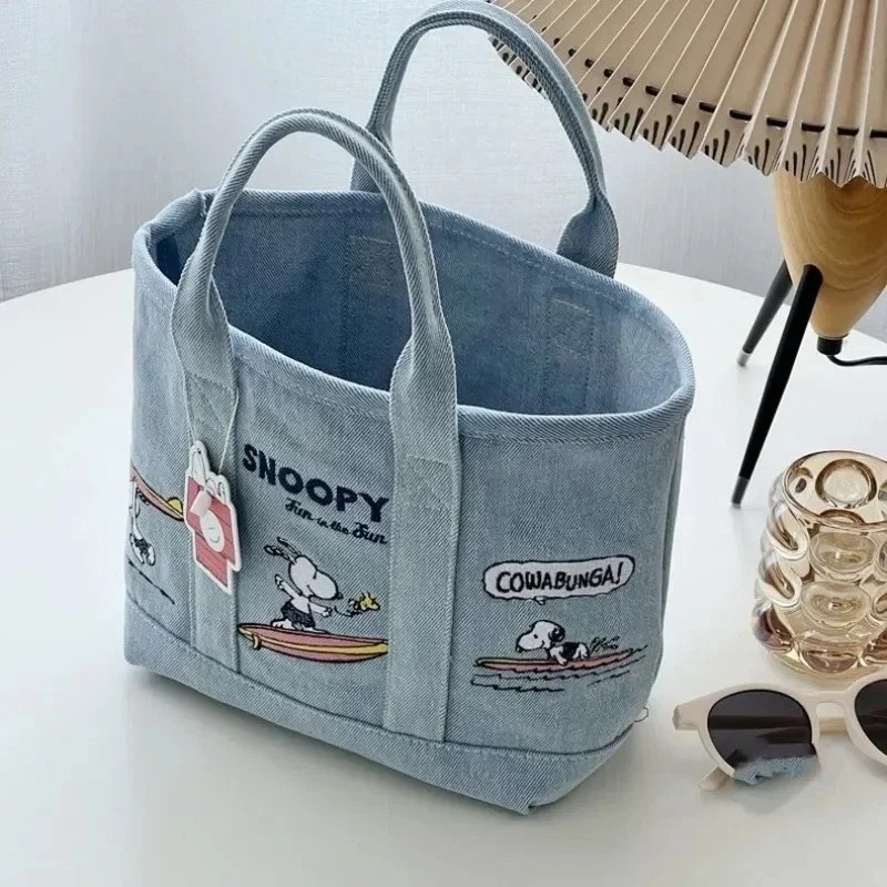 Cartoon Snoopy Embroidered Canvas Bag: Large Capacity, Portable, Handheld*