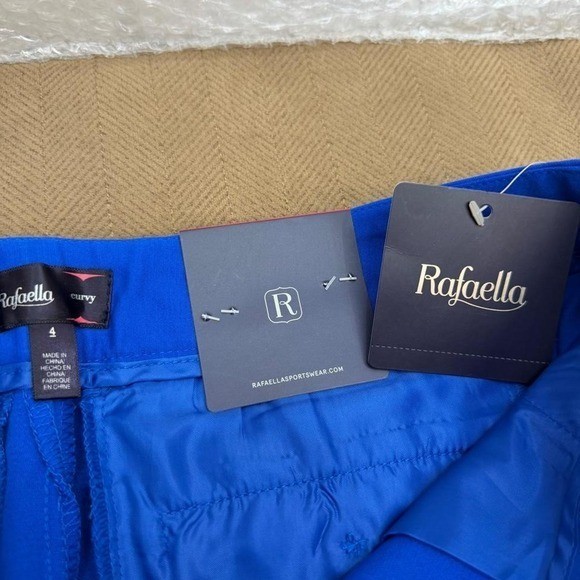 Rafaella Curvy Bermuda Shorts NWT Bright Blue Cobalt Trouser Shorts Sz 4