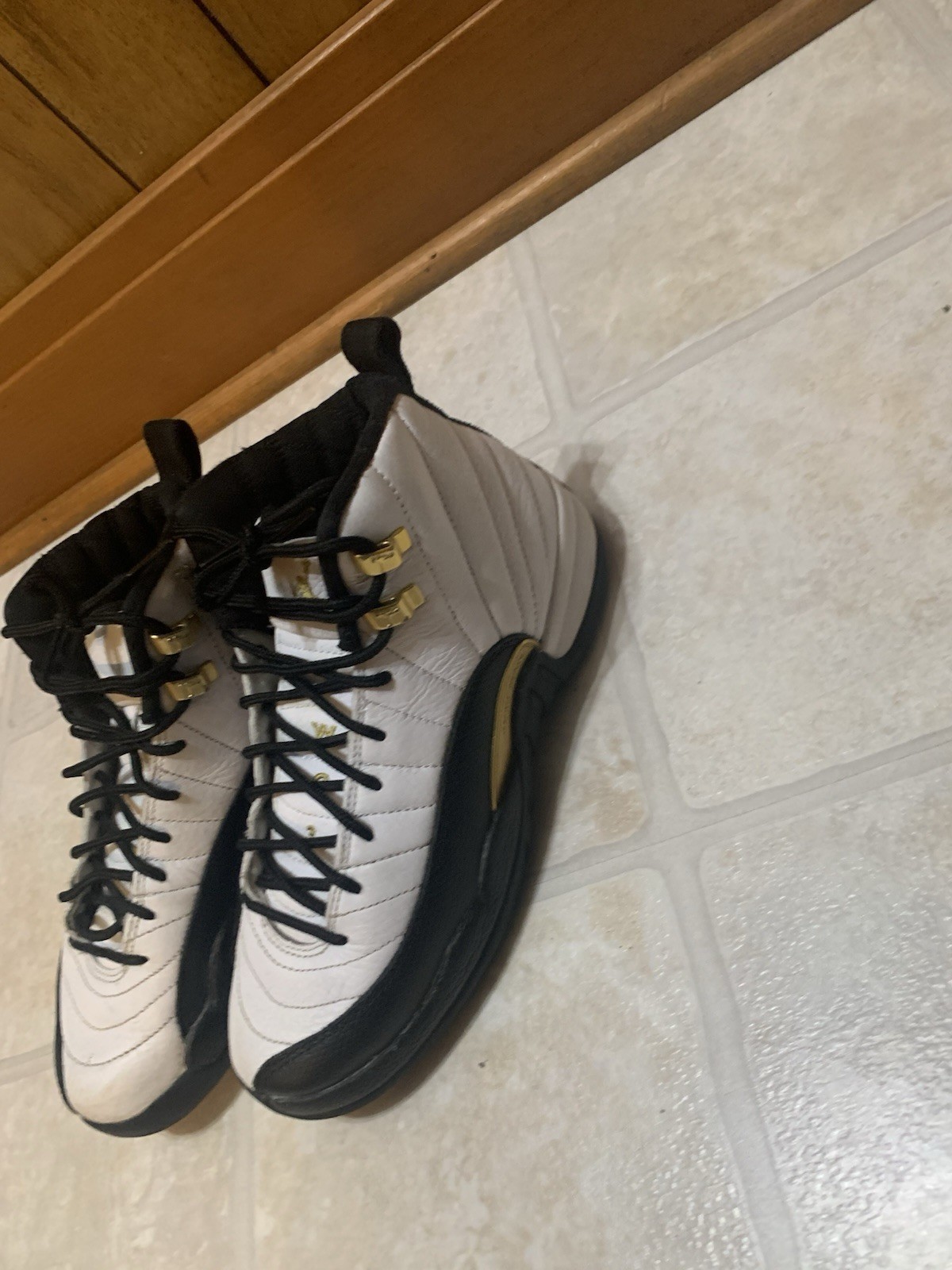 Jordan Air Jordan 12 Retro (GS) High Top Sneaker 5Y White/Black/Gold