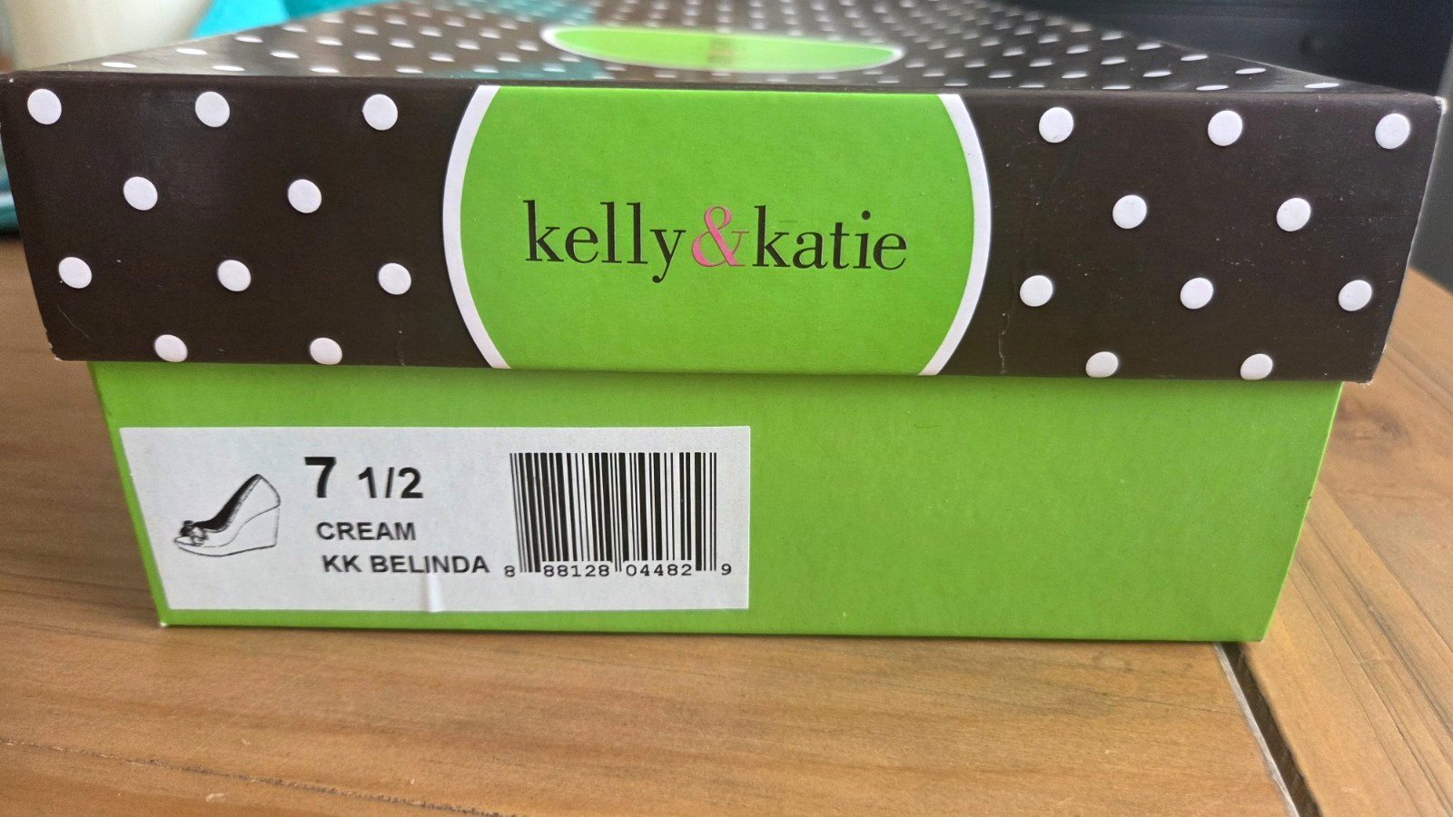New: Kelly & Katie Belinda Wedge Heels -Cream- Size 7.5