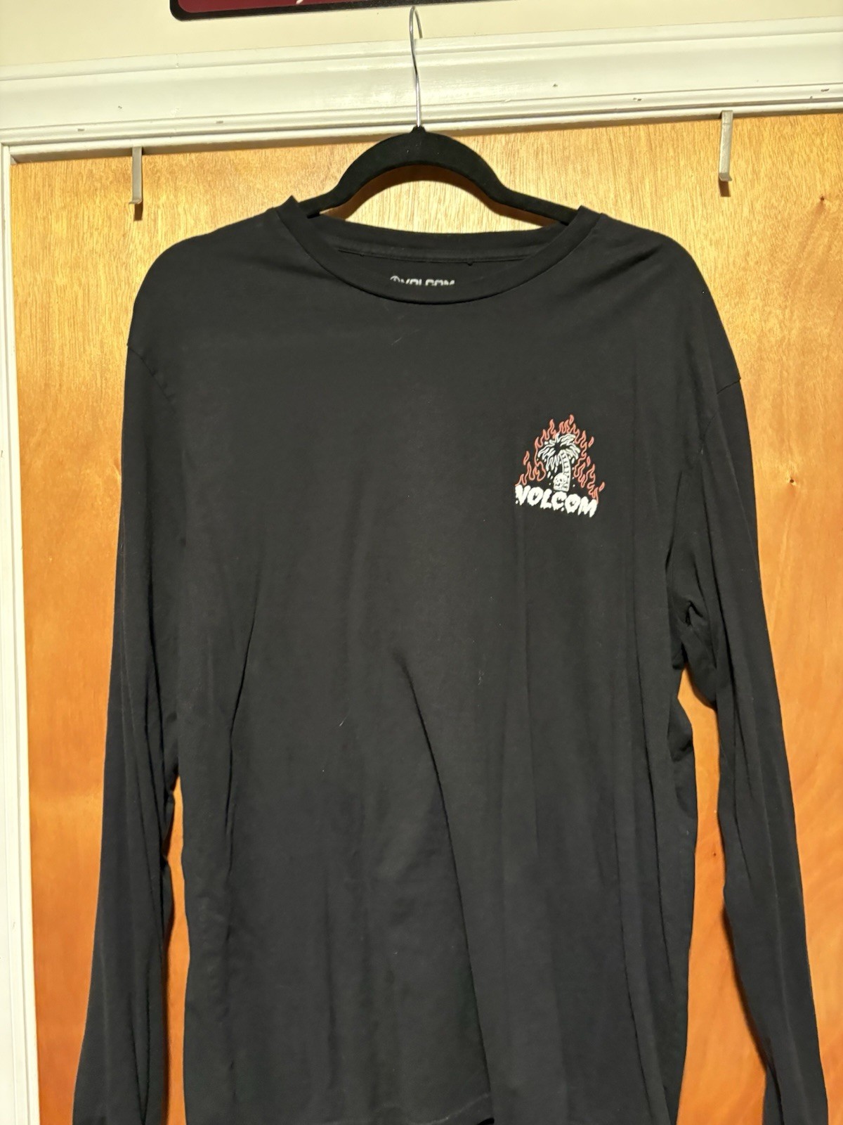 Volcom Men’s Long Sleeve T-Shirt XL